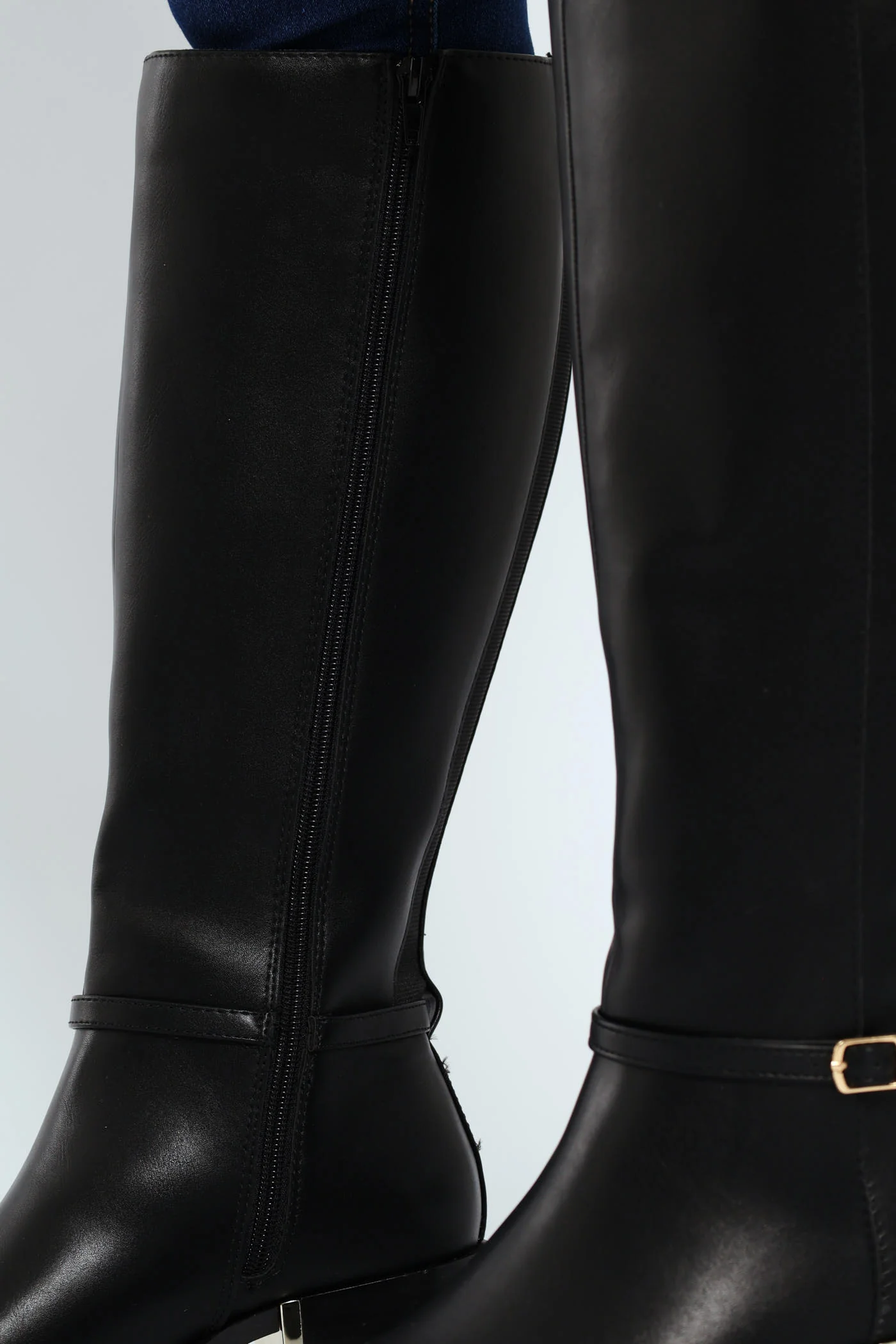 Flat Knee Rider Boot With Buckle Detail - Black - Image 3