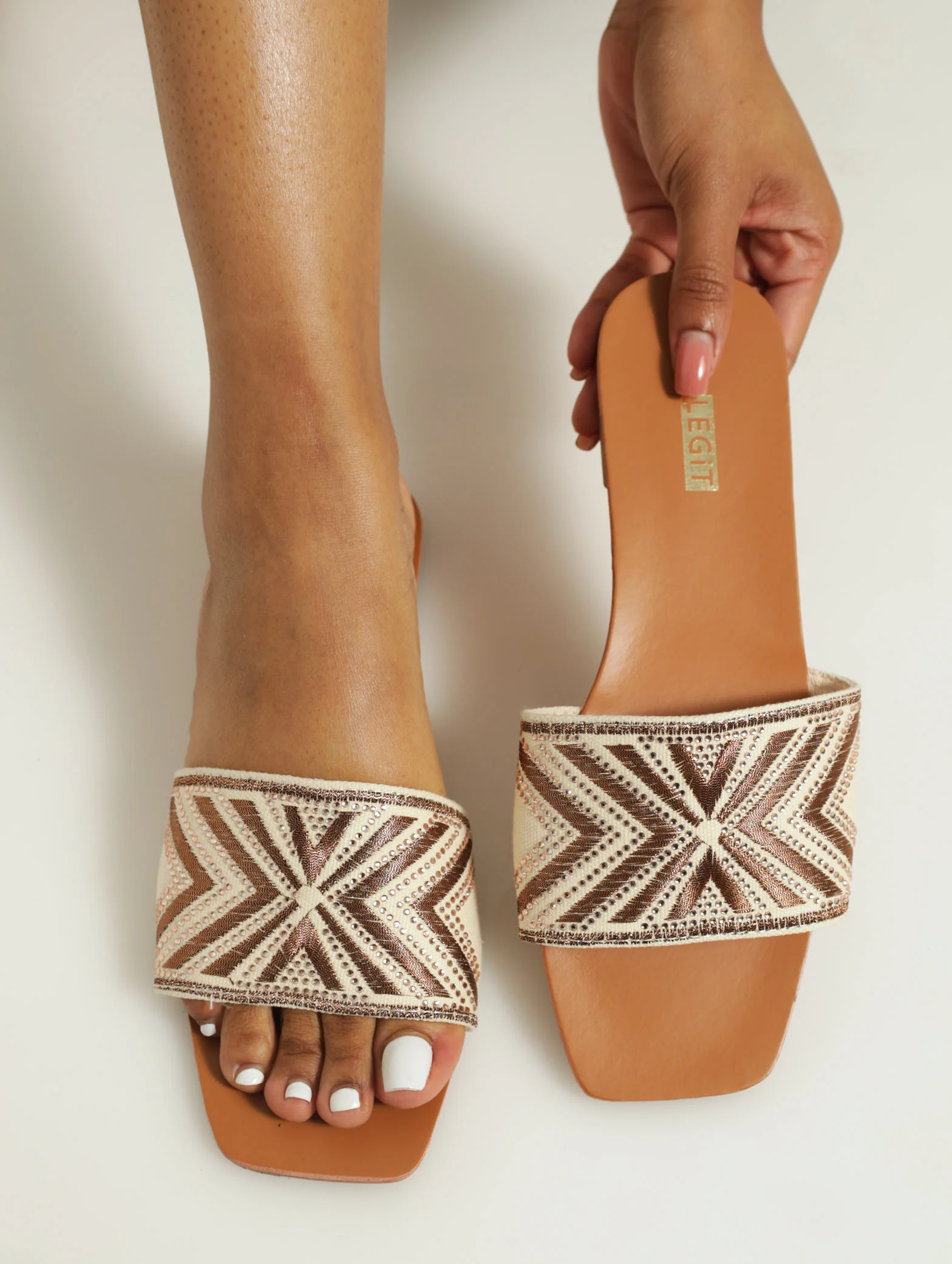 Flat One Strap Geometric Embroidered Push In Sandal