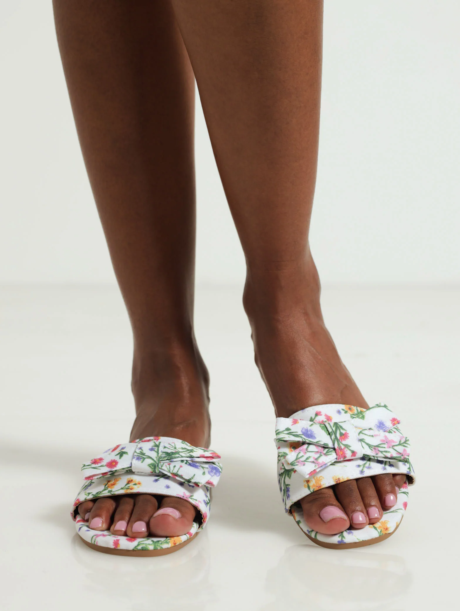 Flat Printed Bow Push In Sandal