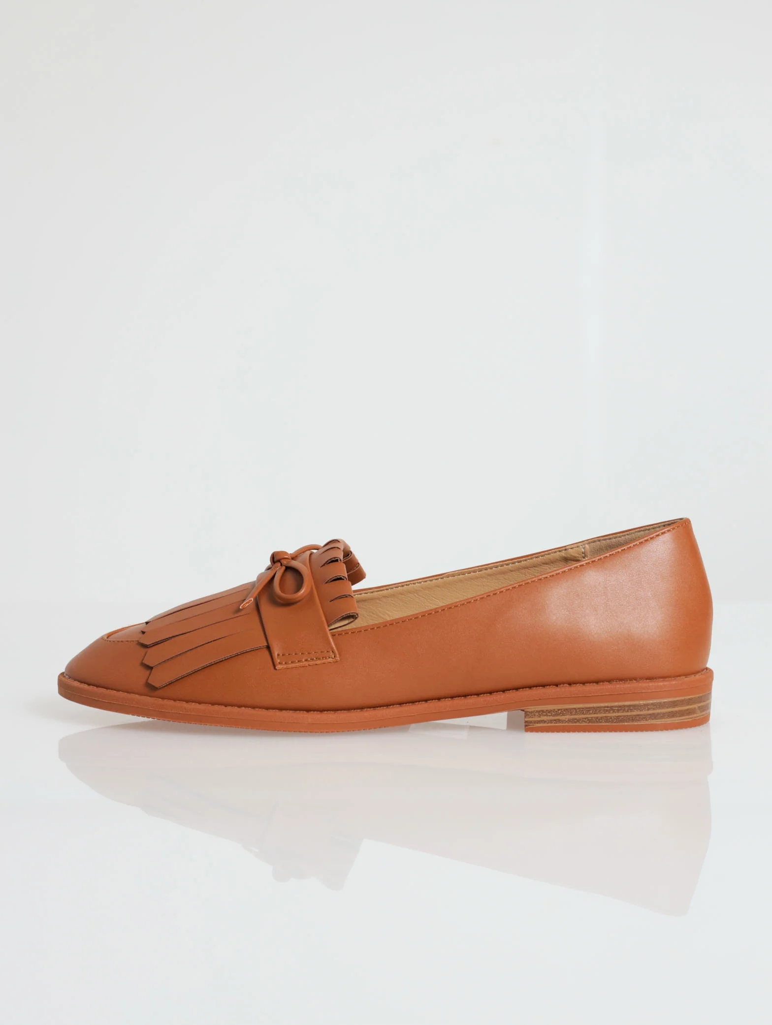 Flat Tassled Loafer With Bow - Image 3