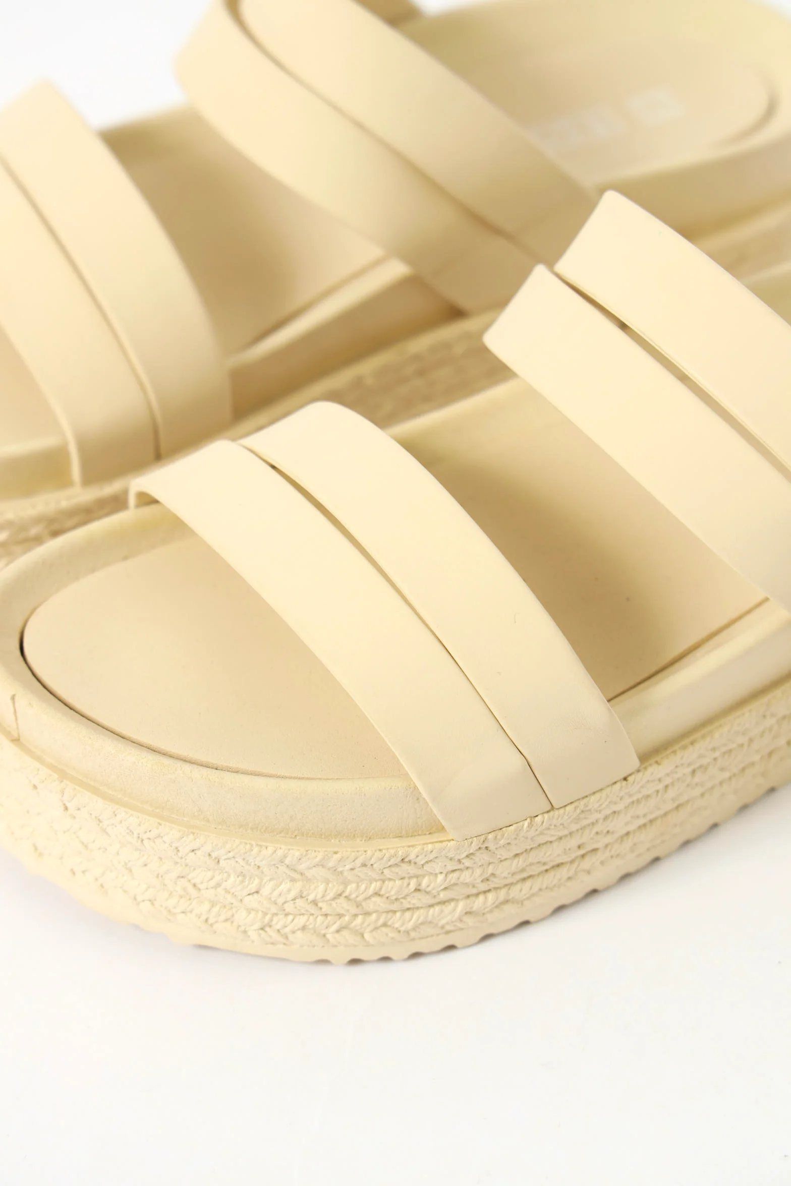 Flatform Textured Randing Sandal - Bone - Image 2