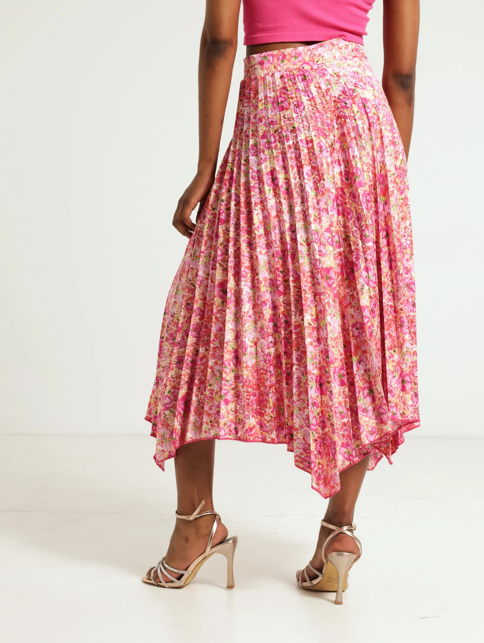 Floral Blooms Hankey Hem Pleated Skirt - Image 4