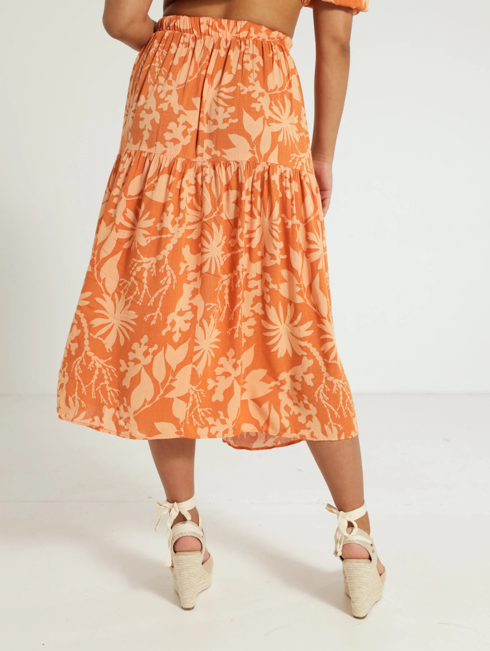 Floral Linen Tier Midi Skirt - Image 4