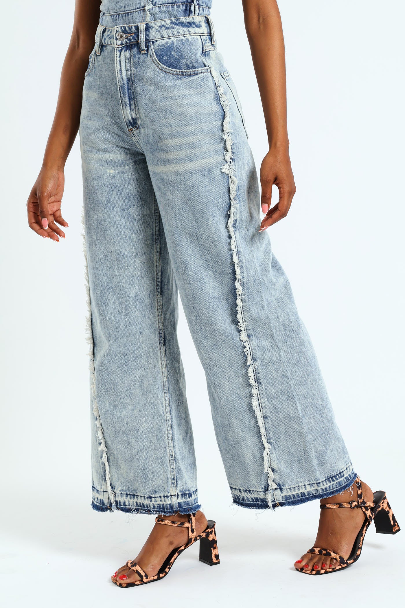 Frayed Panel Wide Leg Jean - Tea Stain - Image 4