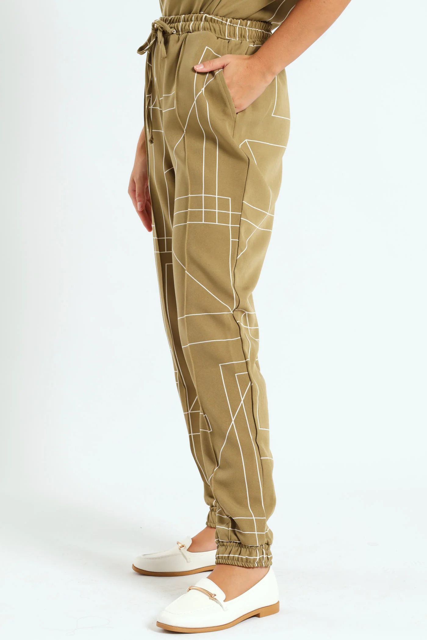 Geo Print Barbi Jogger - Fatigue - Image 3
