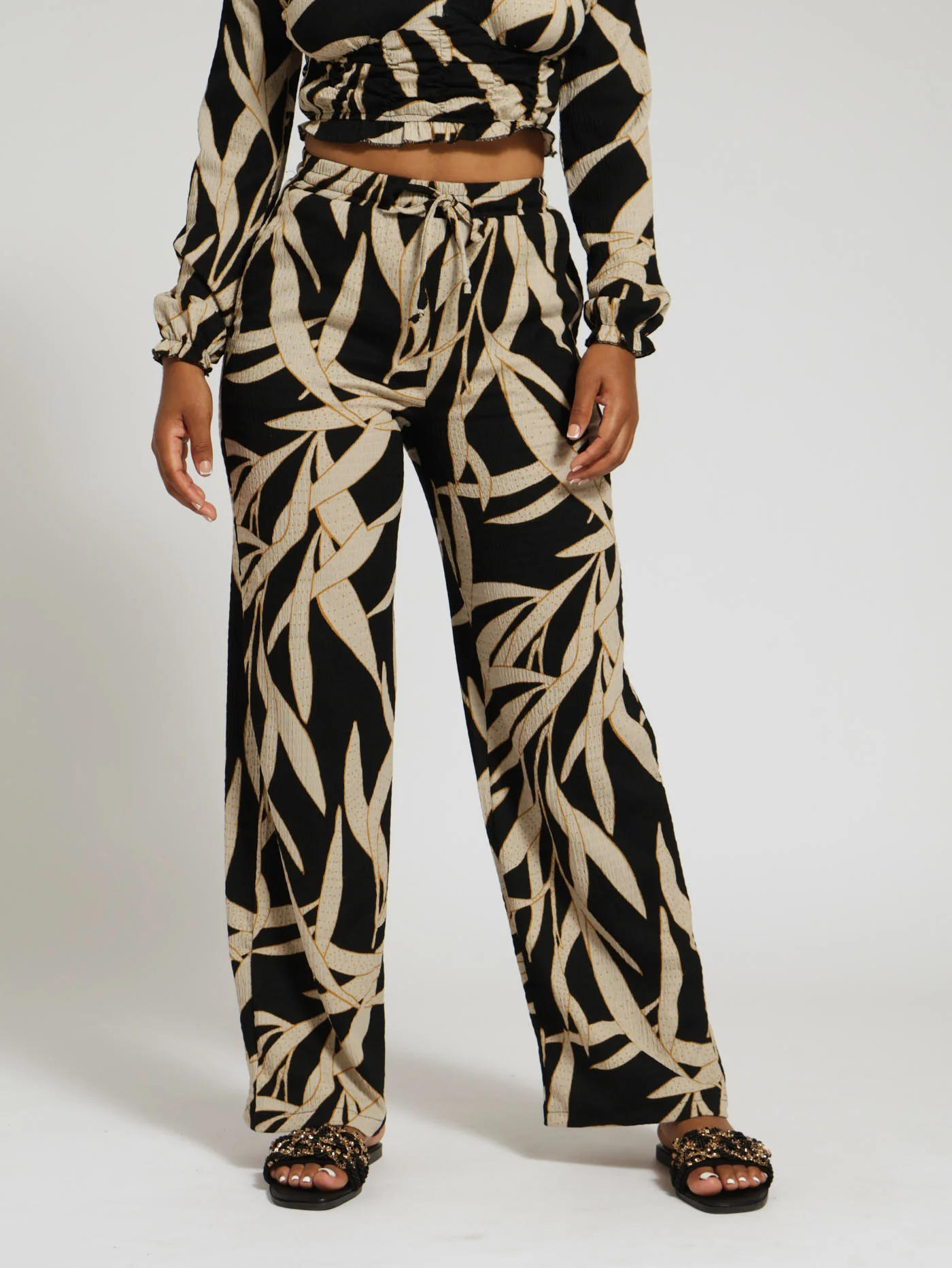 Geo Print Wideleg Pants - Black/Beige