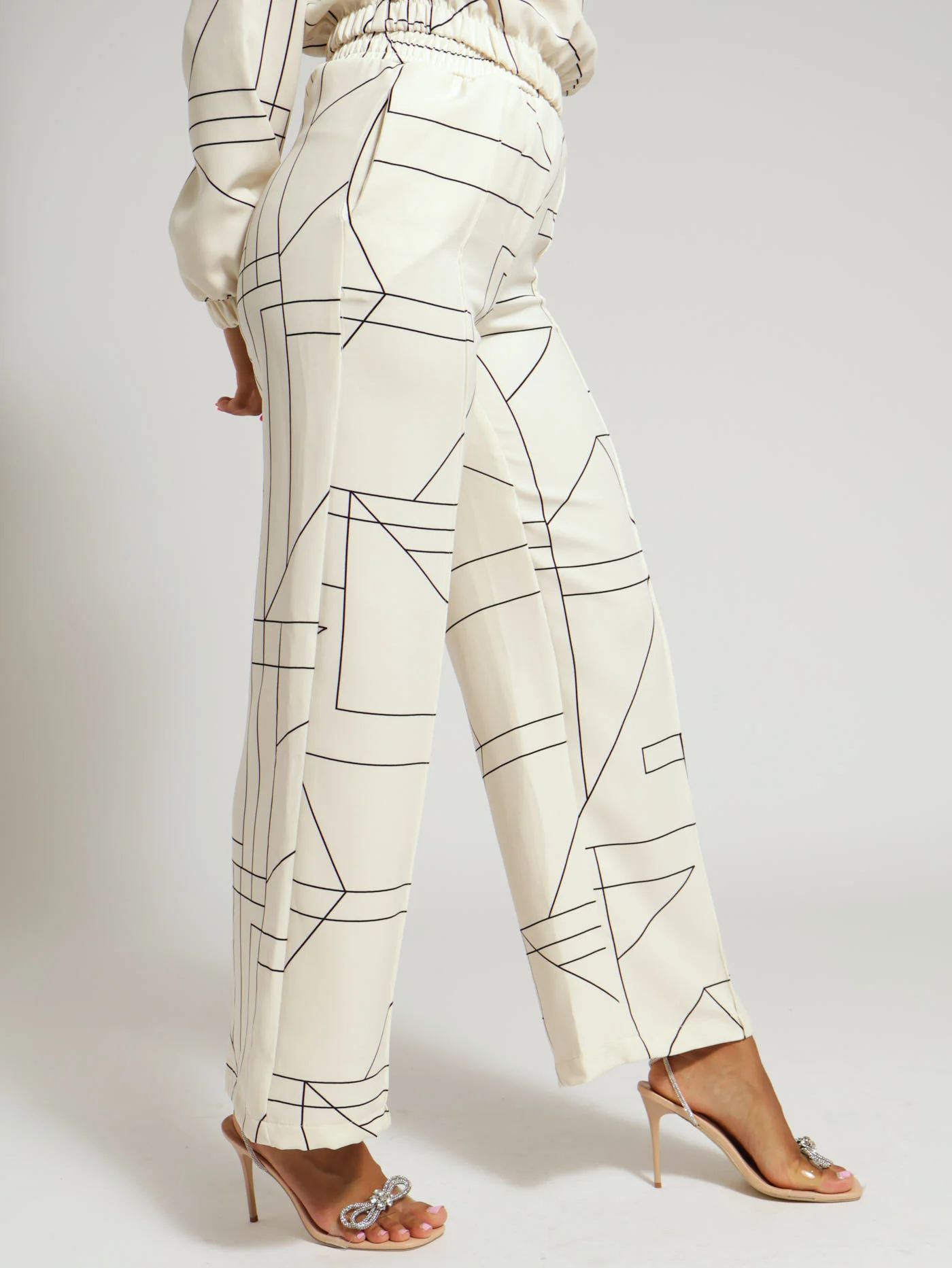 Geo Printed Barbi Wideleg Pants - Cream - Image 2