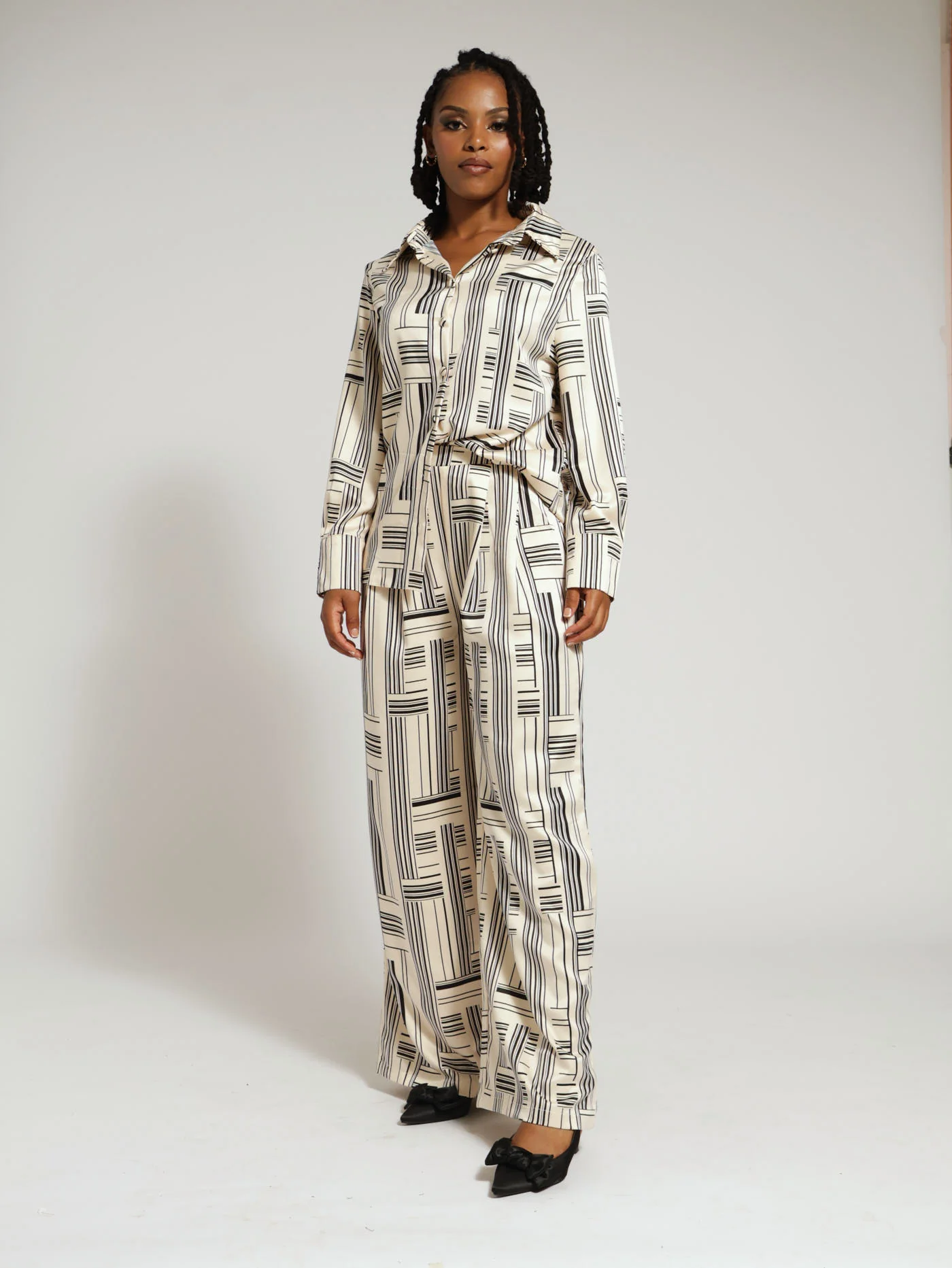 Geo Satin Pleated Pants - Image 4