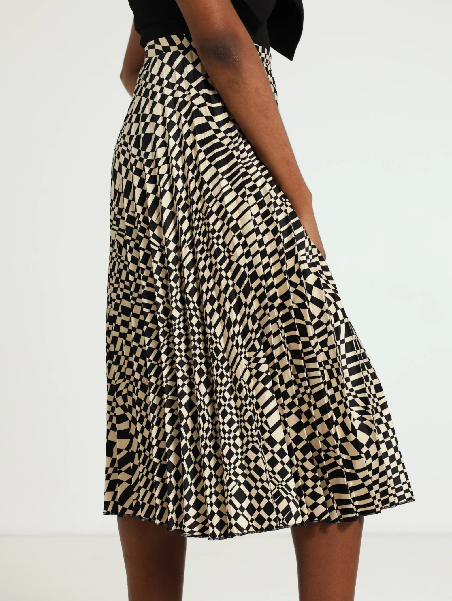 Geometric Pleated Skirt - Image 3