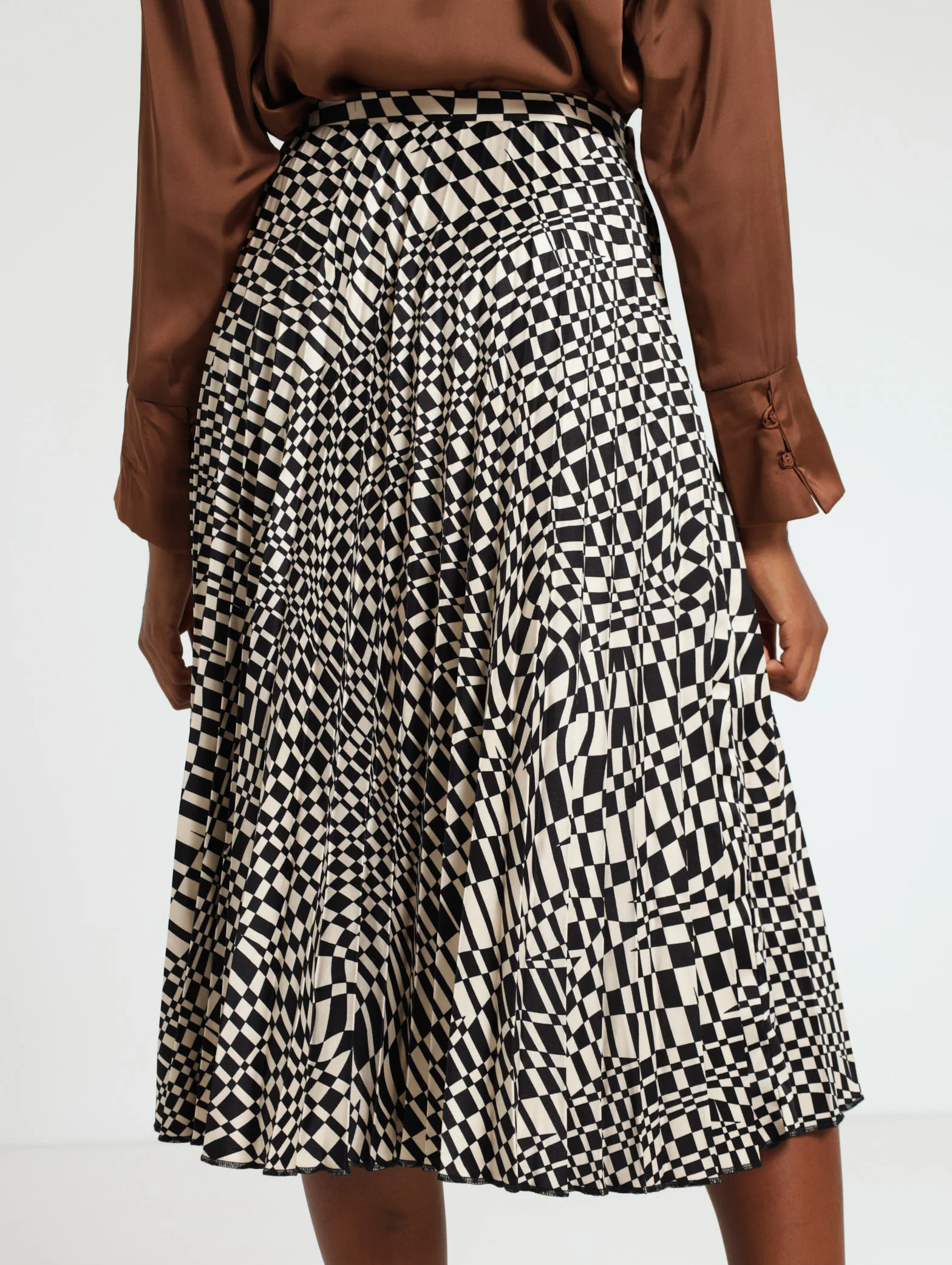 Geometric Pleated Skirt - Image 4
