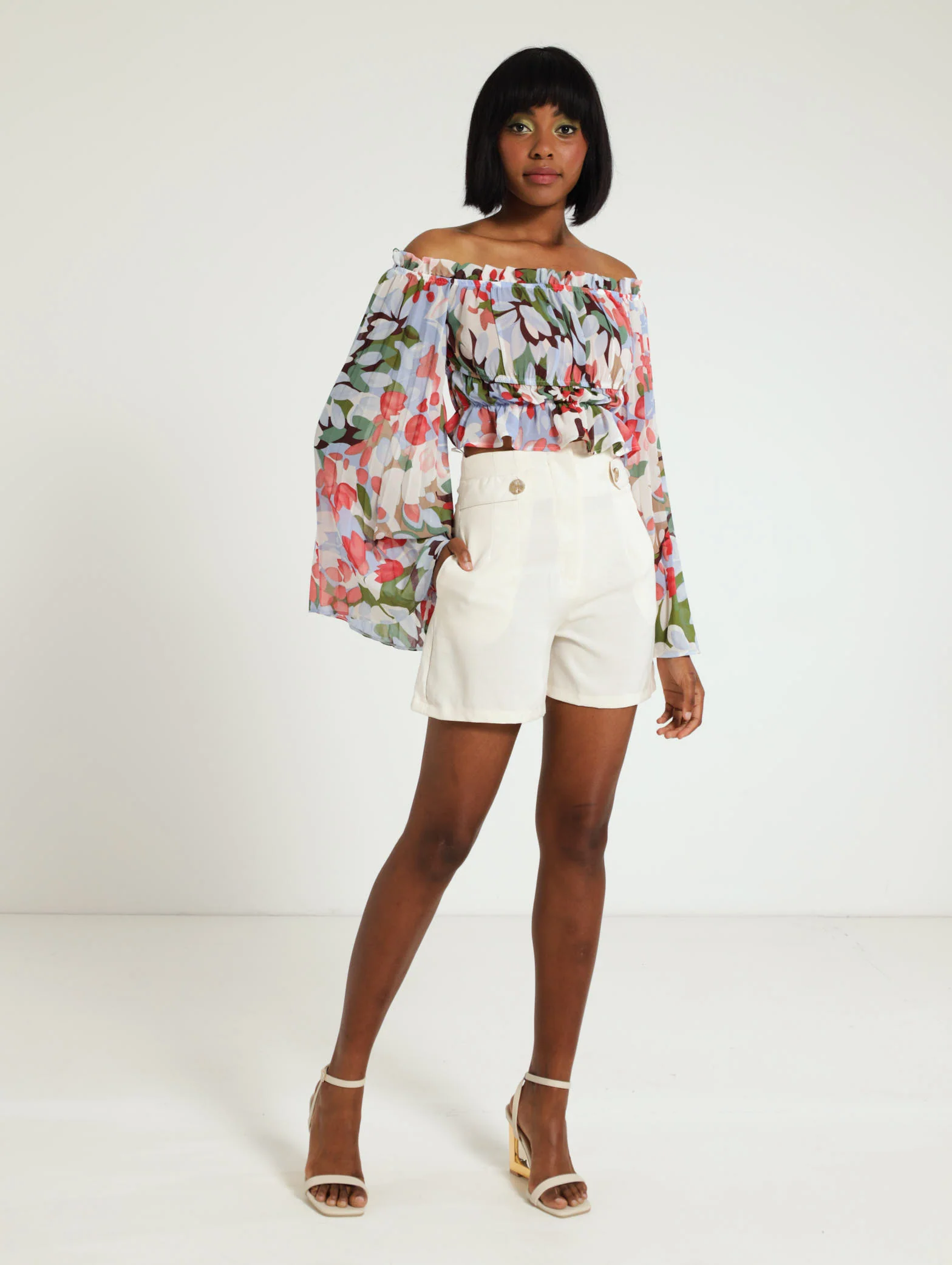 Gold Trim Button Tab Pleat Detail Shorts - Image 4
