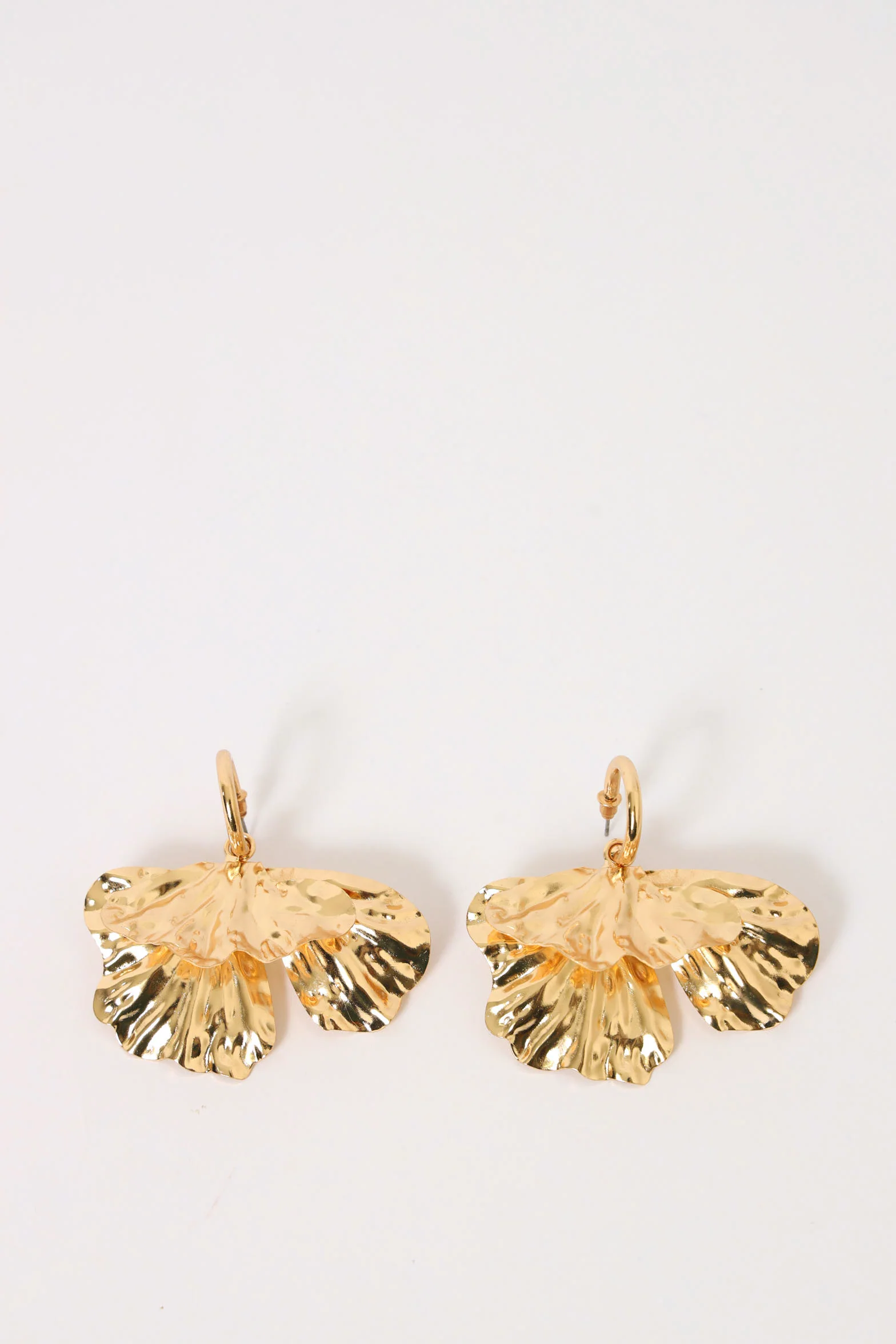 Hanging Leaf Flowers Earings - Gold - Image 3