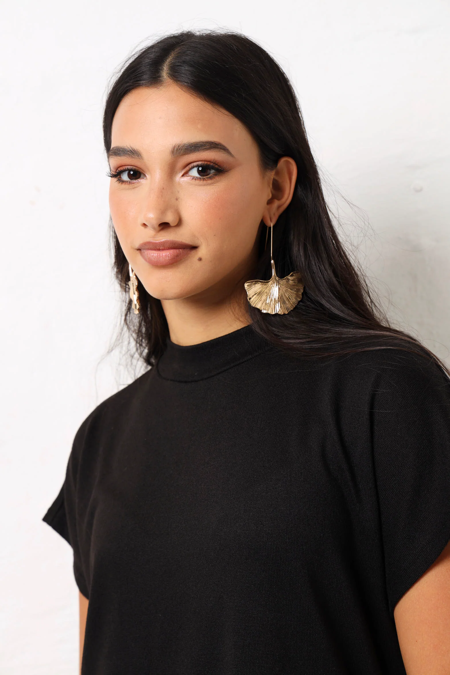 Hanging Metal Petal Earrings - Gold - Image 3