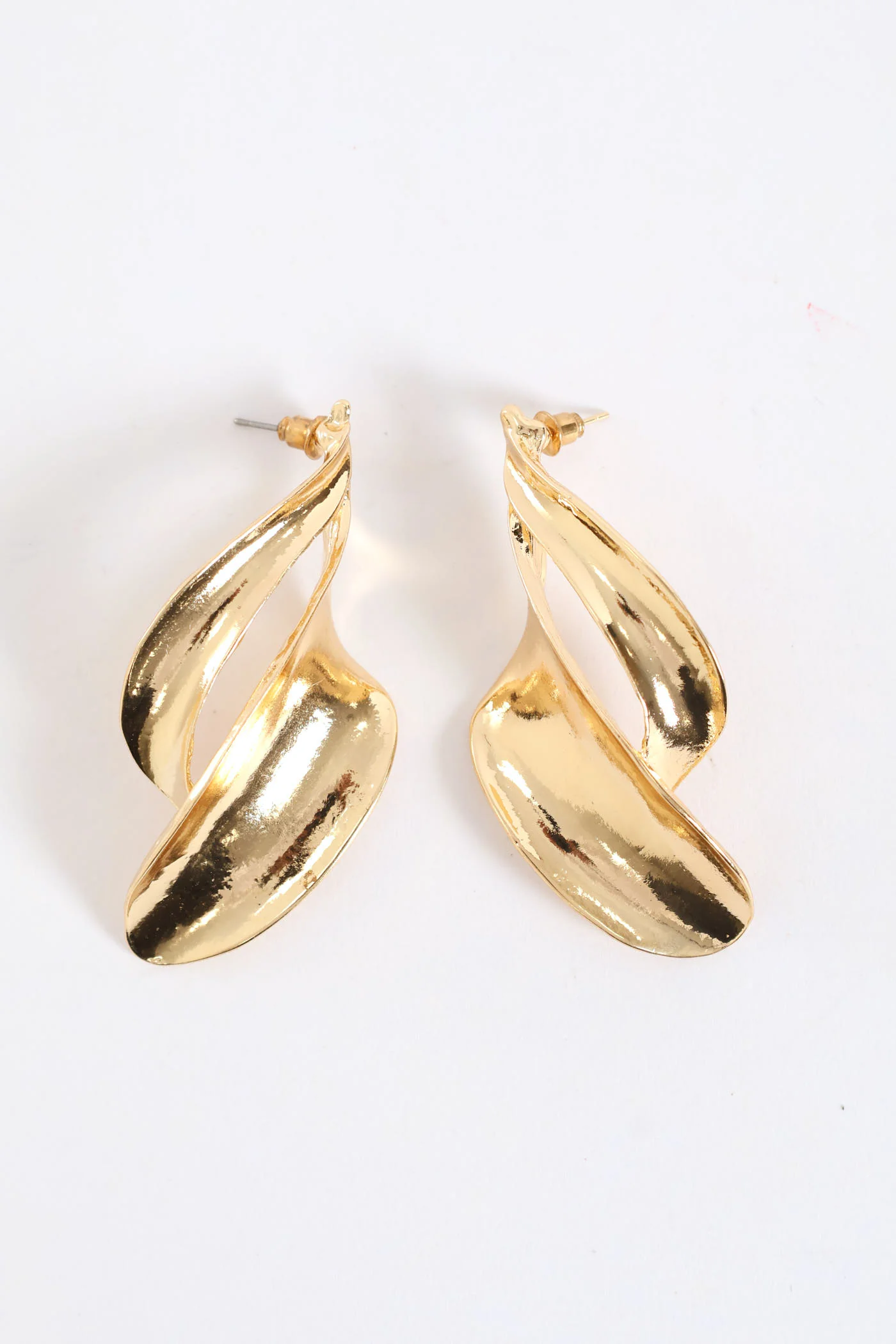 Hanging Twisted Leaf Earrings - Gold - Image 2