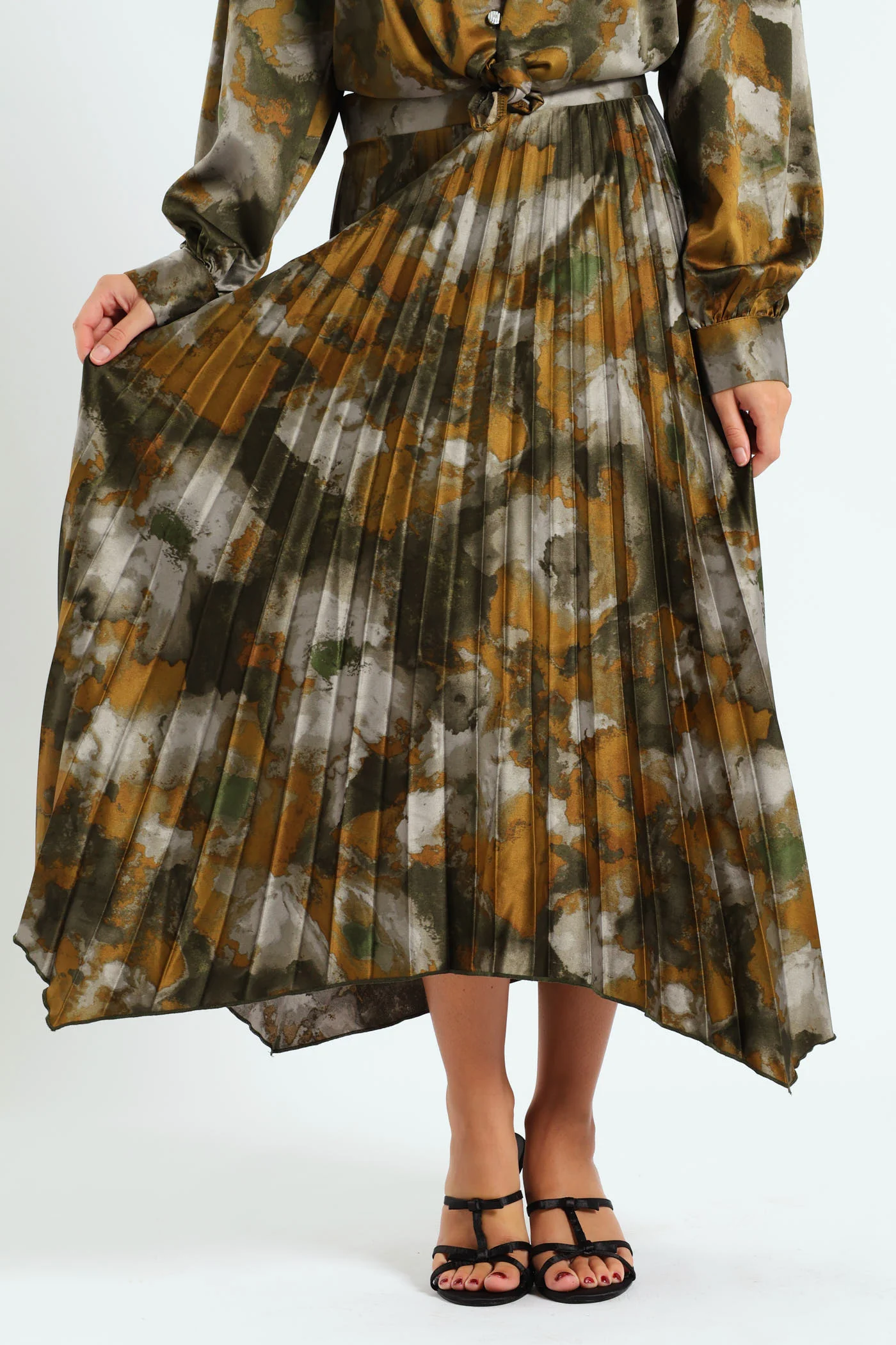 Hankey Hem Pleated Skirt - Grey/Green