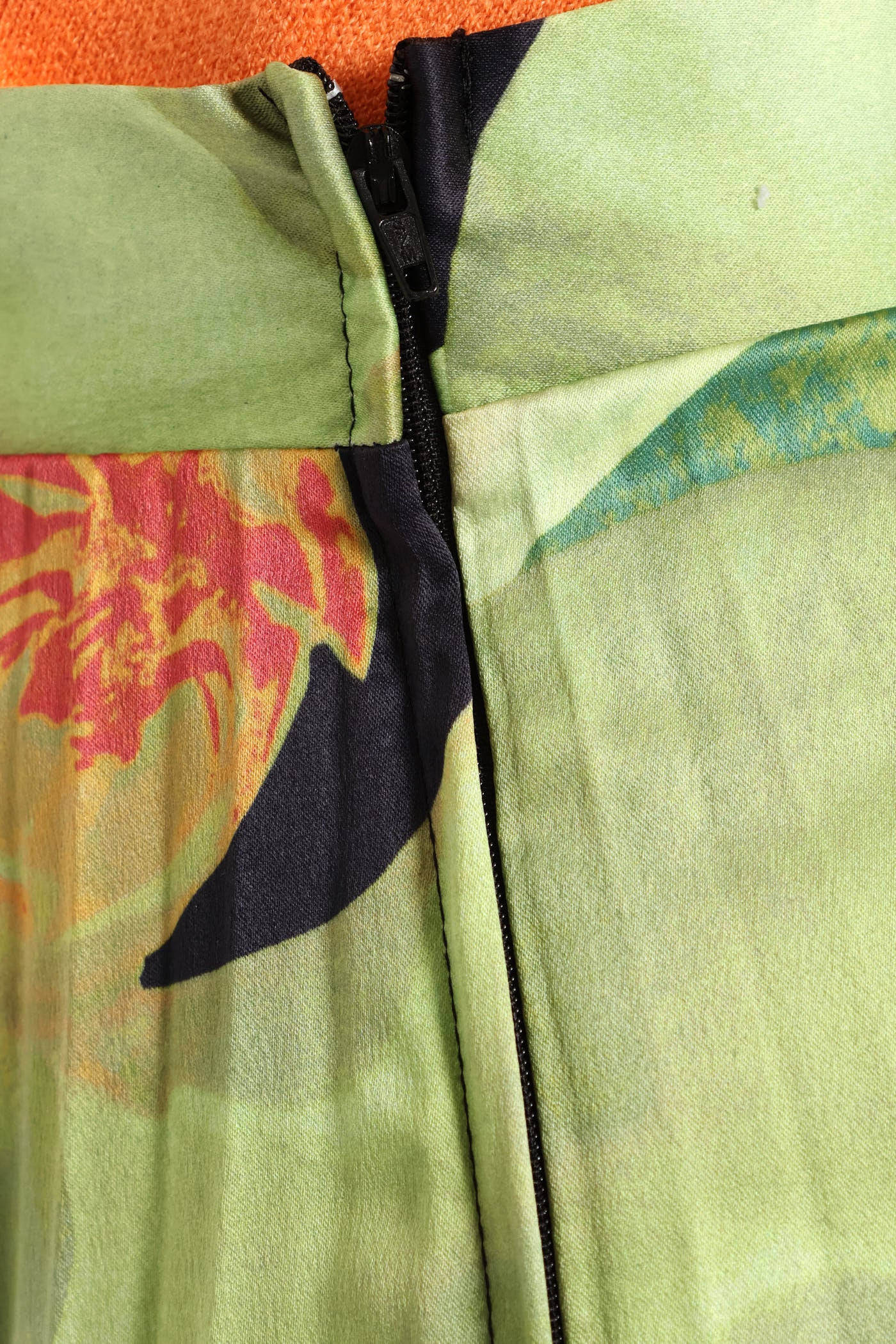 Hankey Hem Pleated Skirt - Multi - Image 4