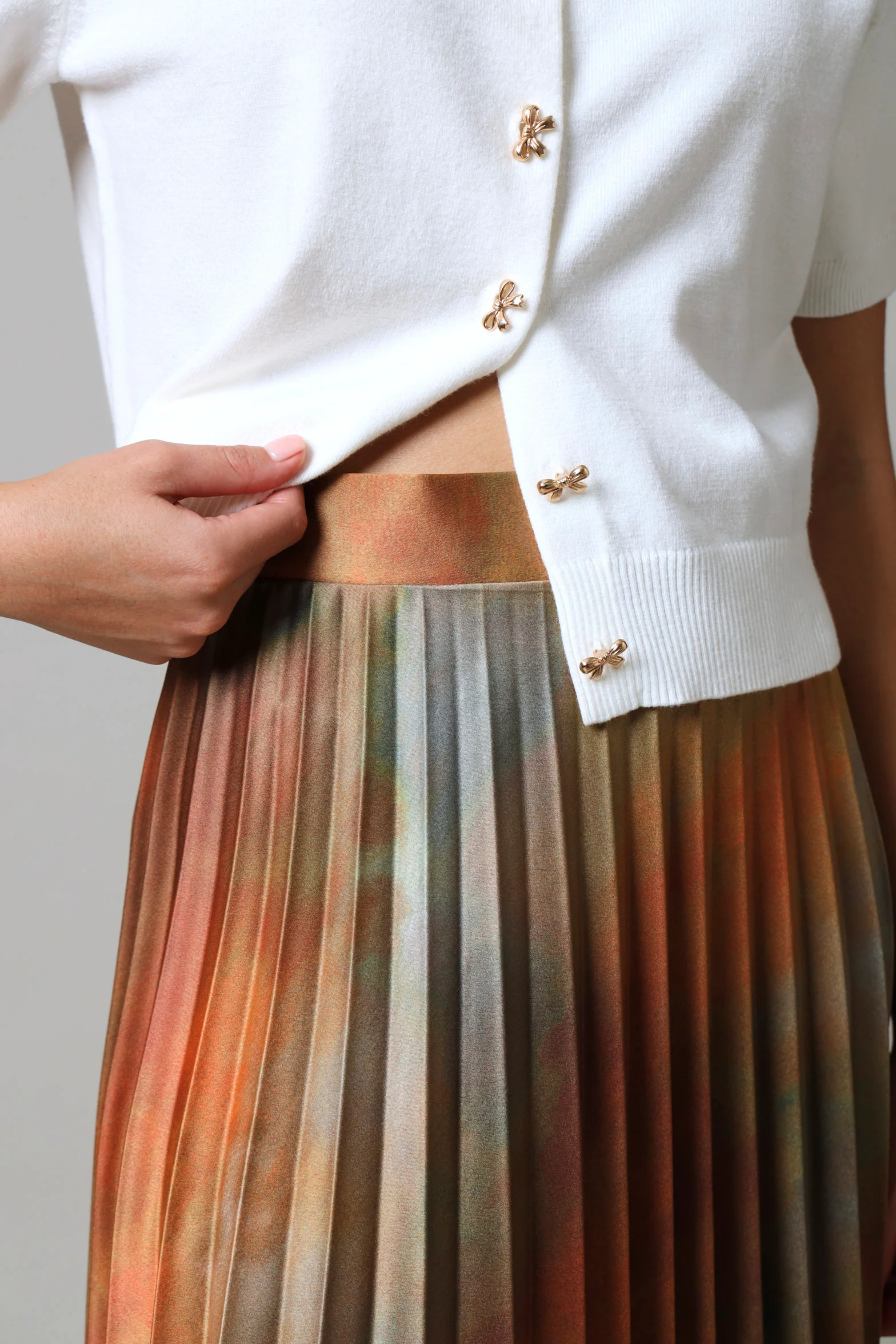 Hanky Hem Pleated Skirt - Multi - Image 3