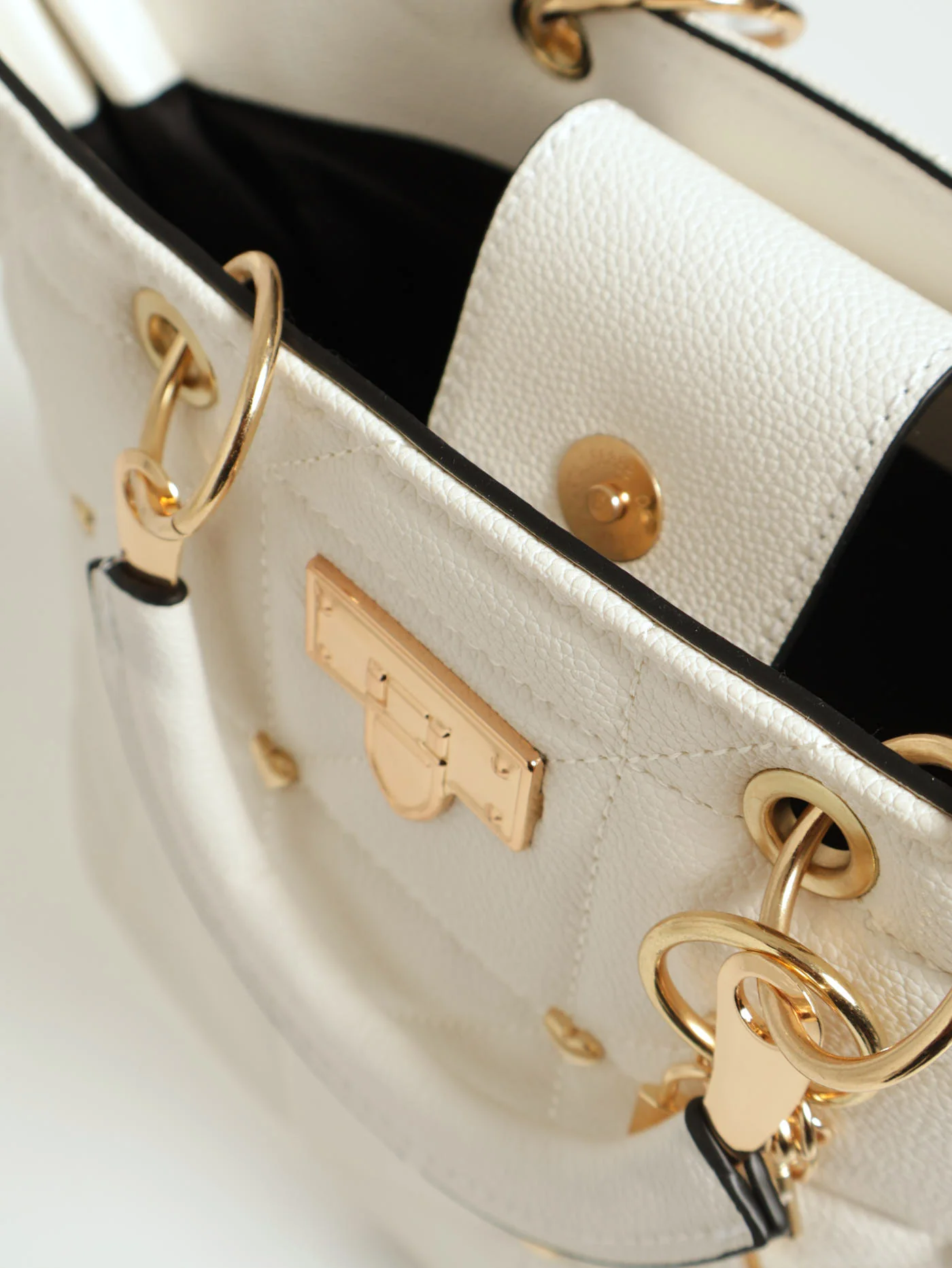 Heart Stud & Charm Metal Handle Tote Bag - White - Image 4