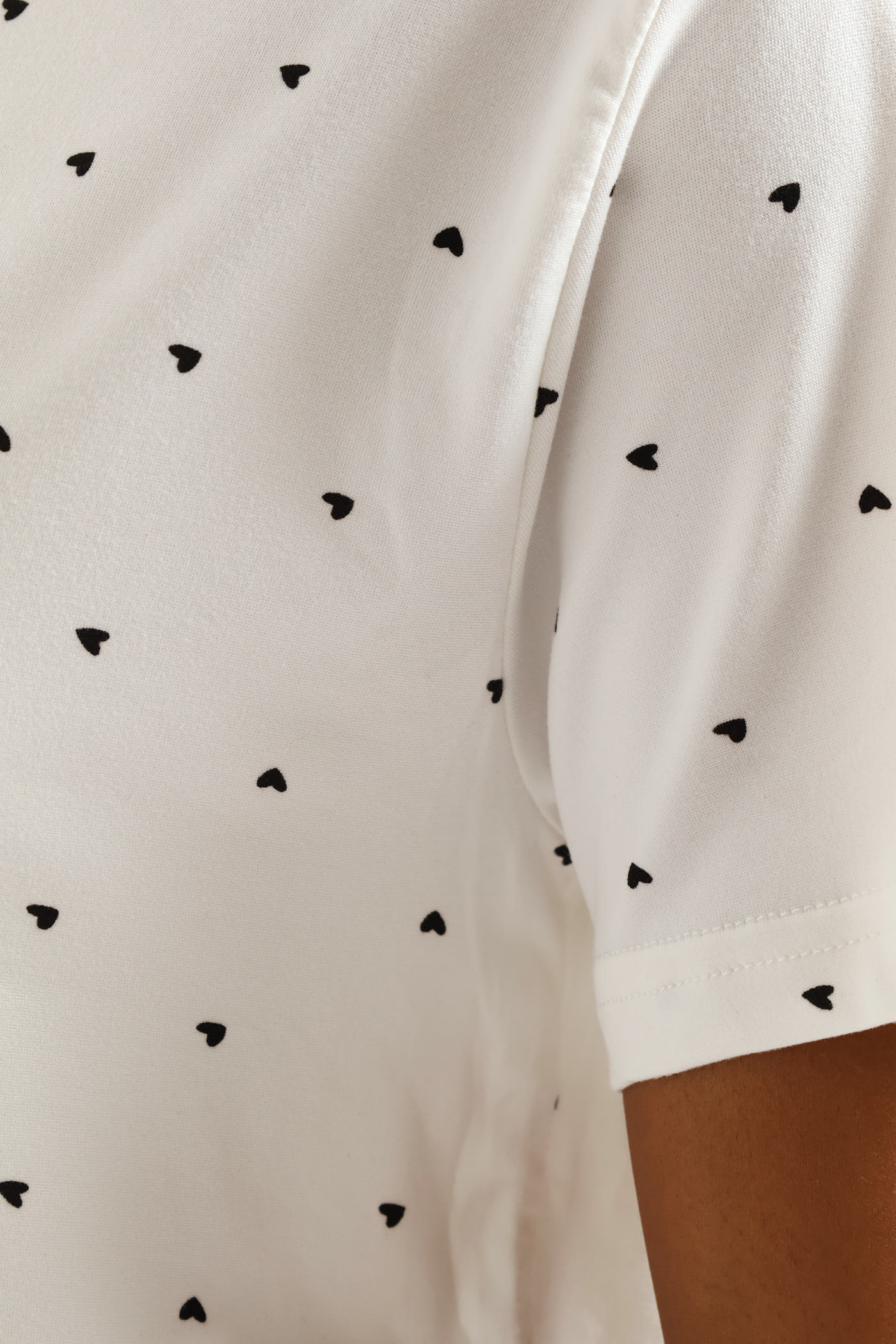 Heart Tee - White/Black - Image 4