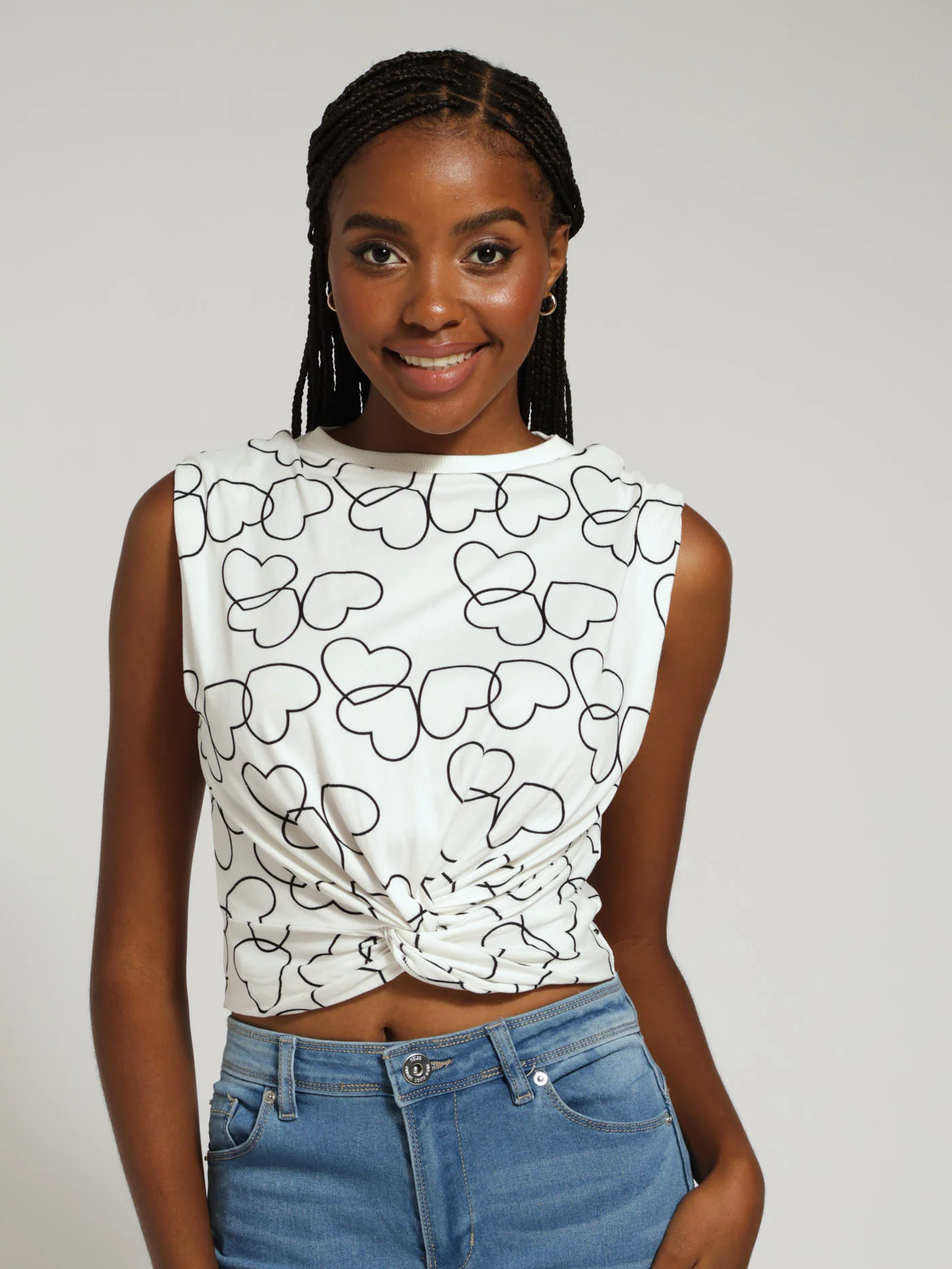 Heart Twist Front Top - White/Black