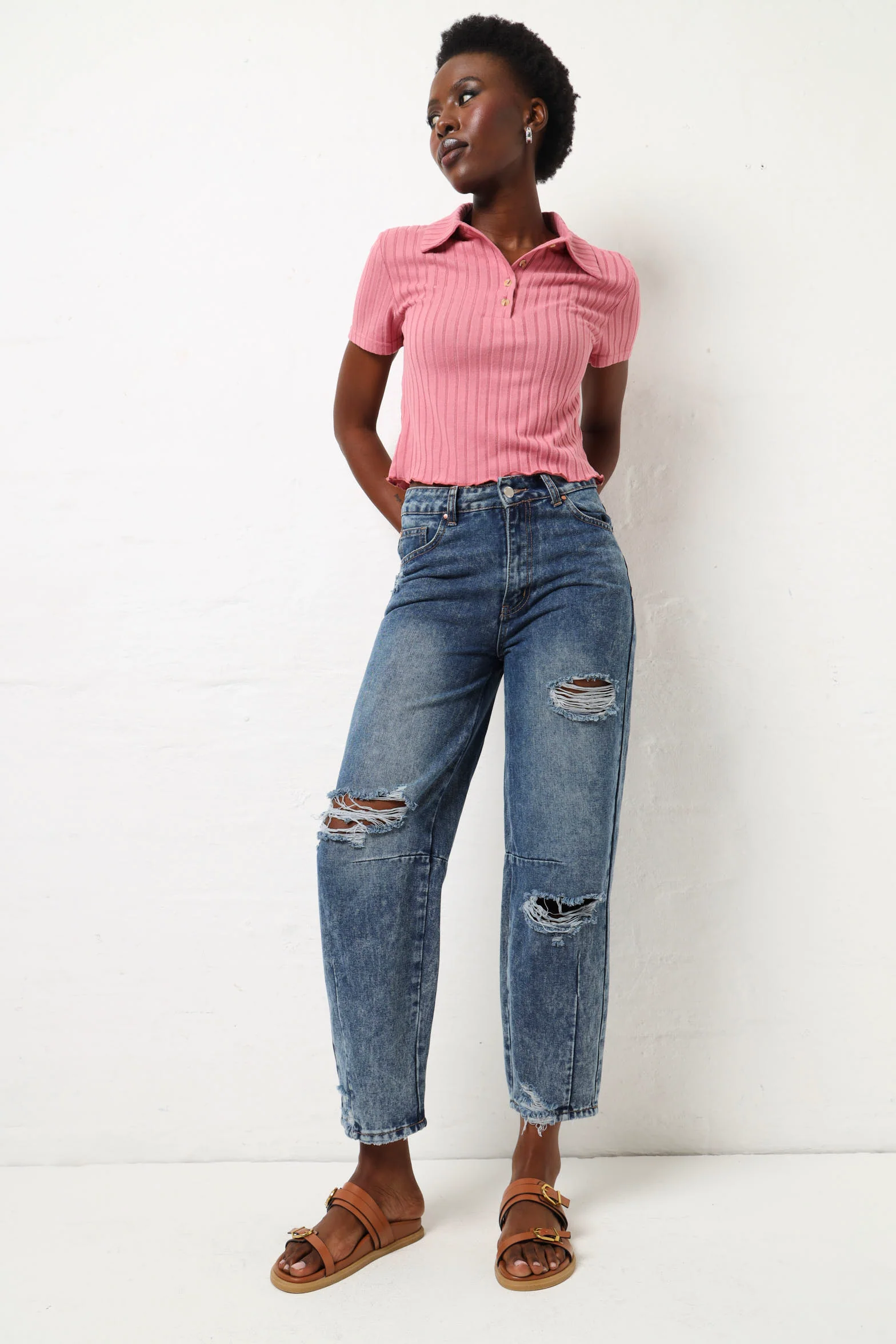 Heavily Abraised Barrel Jean - Dark Wash - Image 3