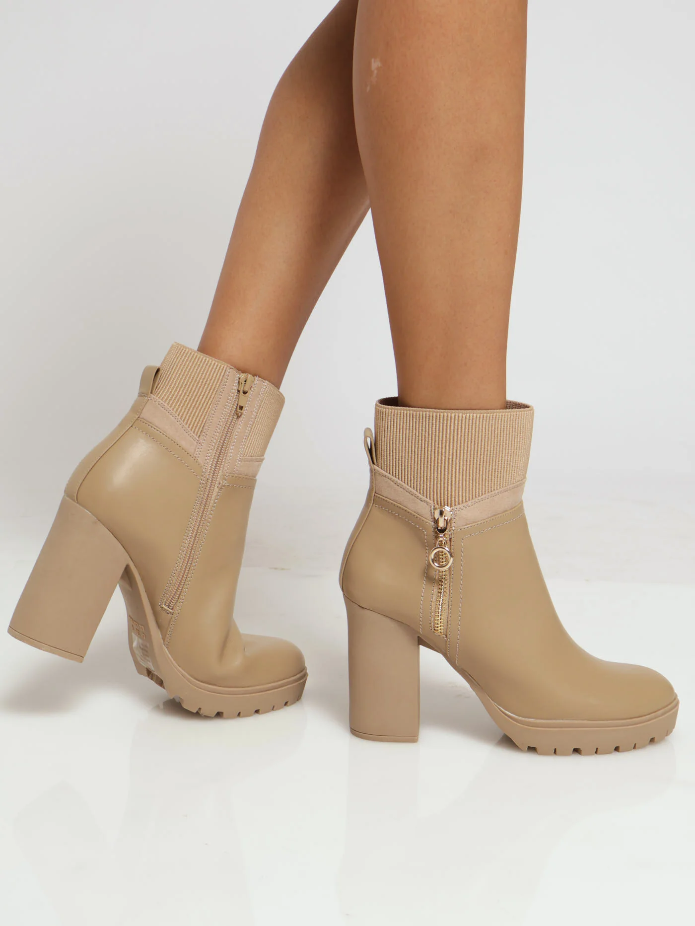 Heeled Ankle Boot With Ribbed Collar & Zip Detail - Beige