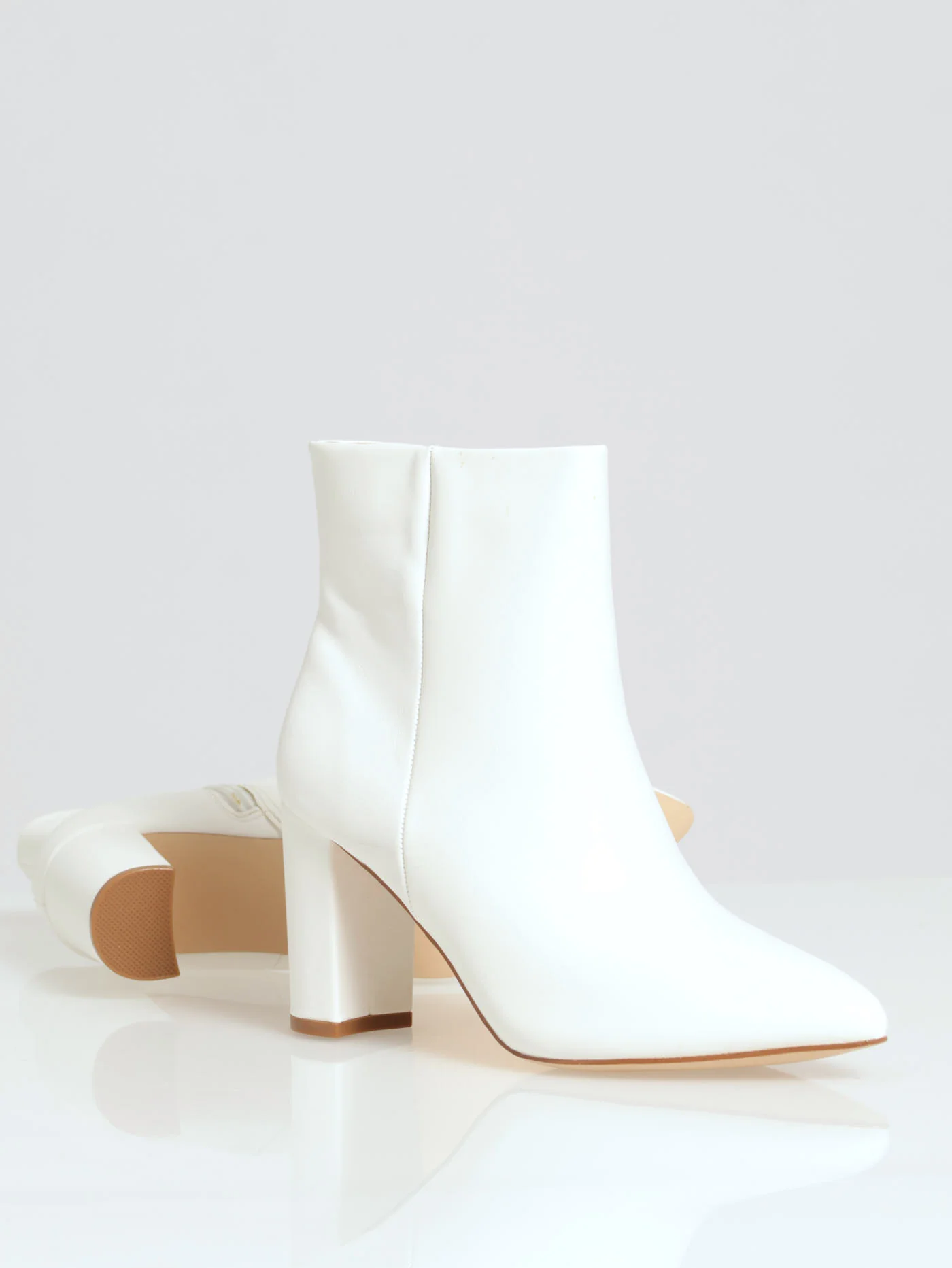 Heeled Ankle Classic Boot - White - Image 4