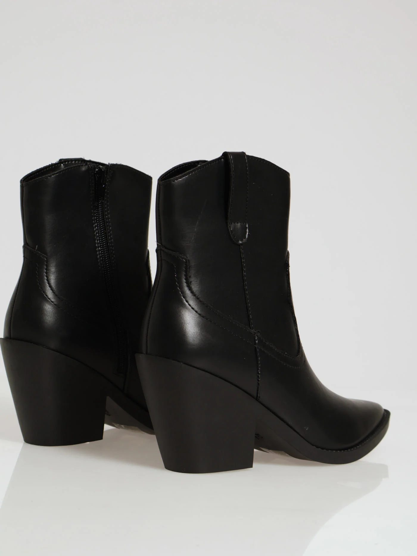 Heeled Ankle Pointy Western Boot - Black - Image 3