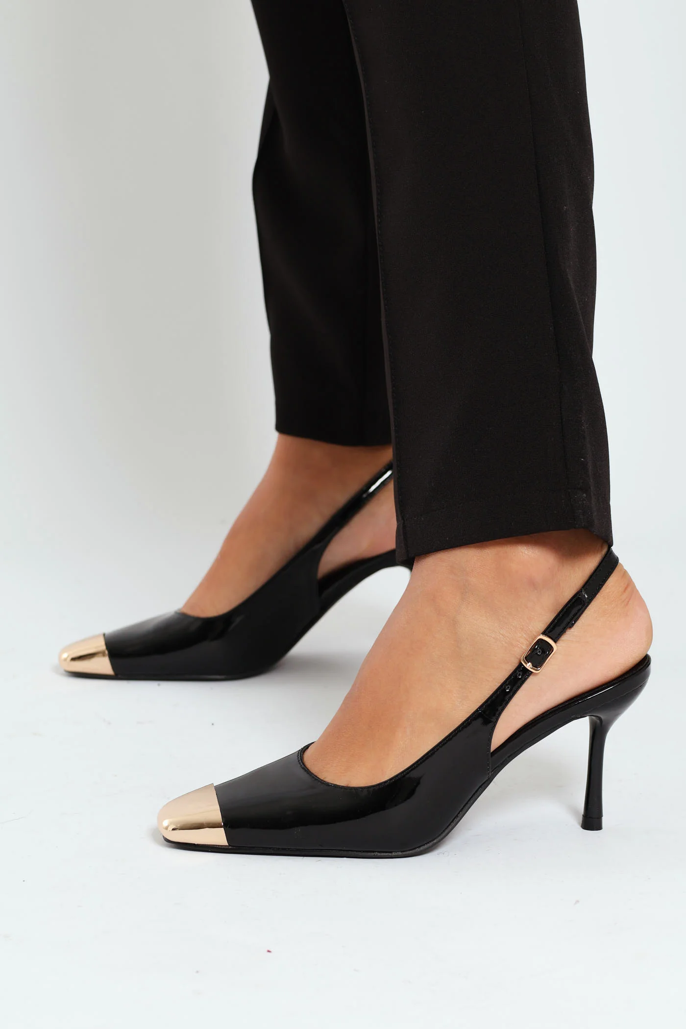 Hi Shaped Chiselled Pointy Patent Metal Toe Cap Heel - Black