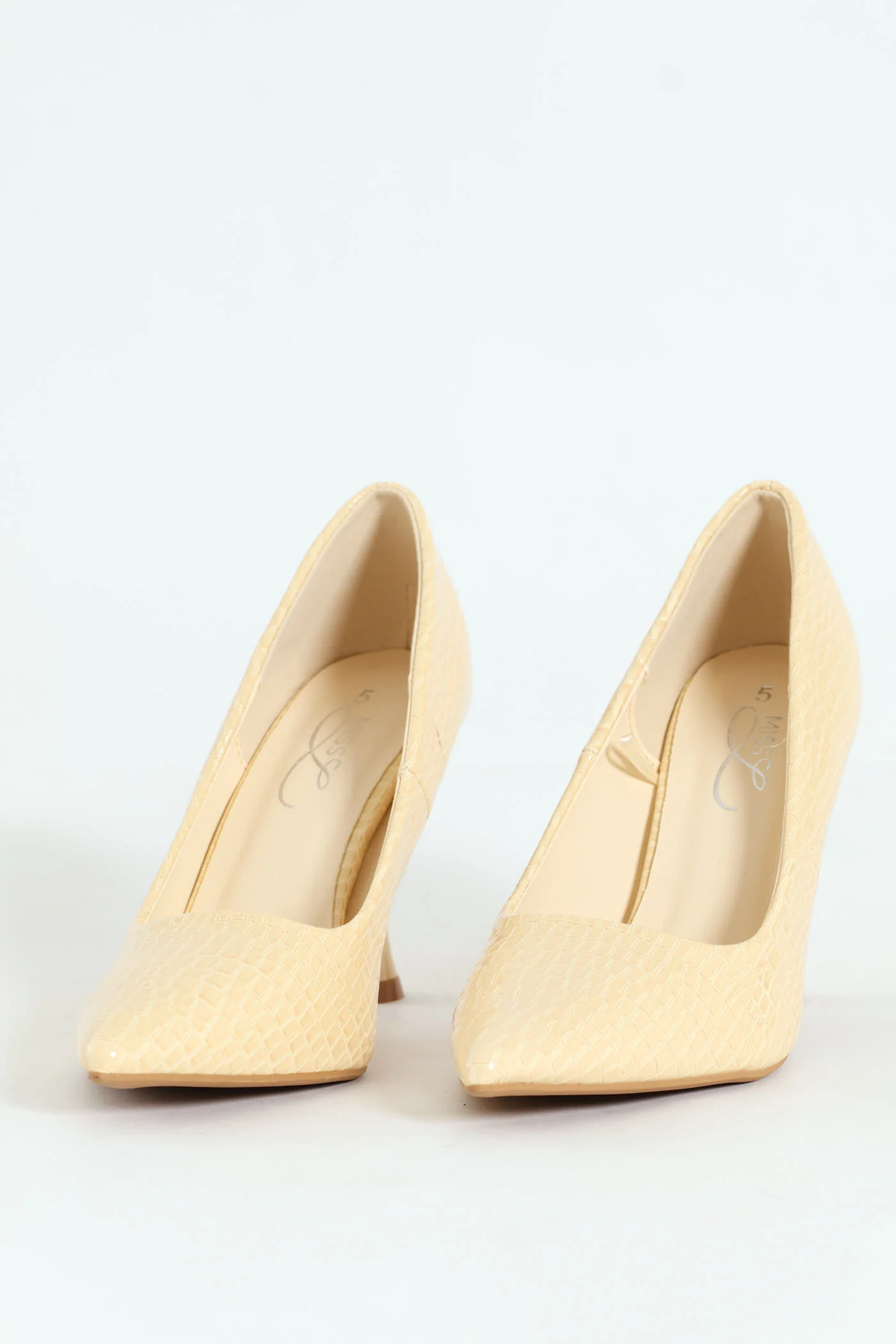 Hi Shaped Classic Full Court Heel - Off White - Image 2