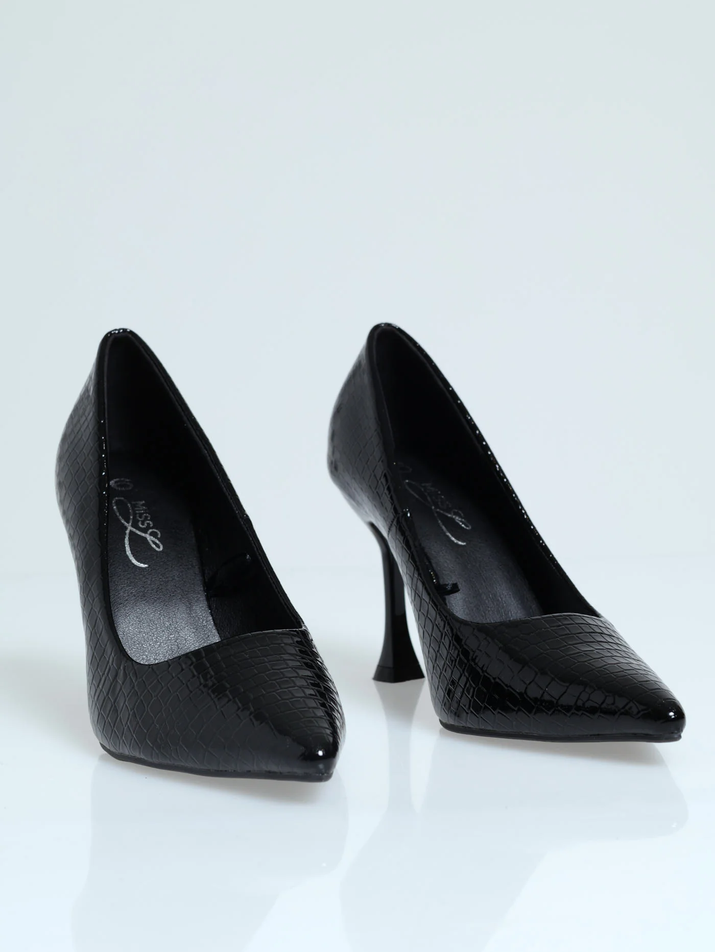 Hi Shaped Classic Full Court Stiletto - Black