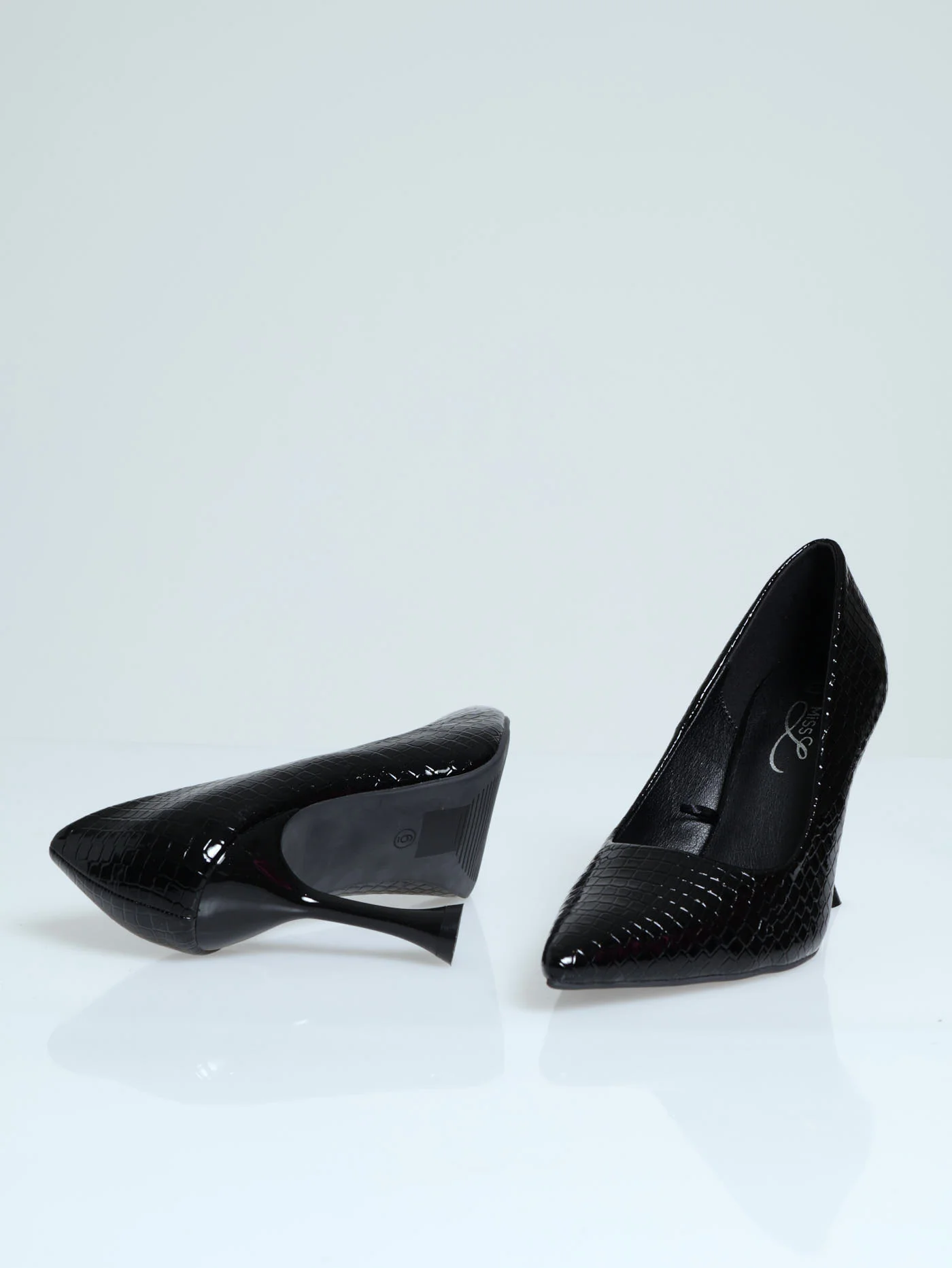 Hi Shaped Classic Full Court Stiletto - Black - Image 4