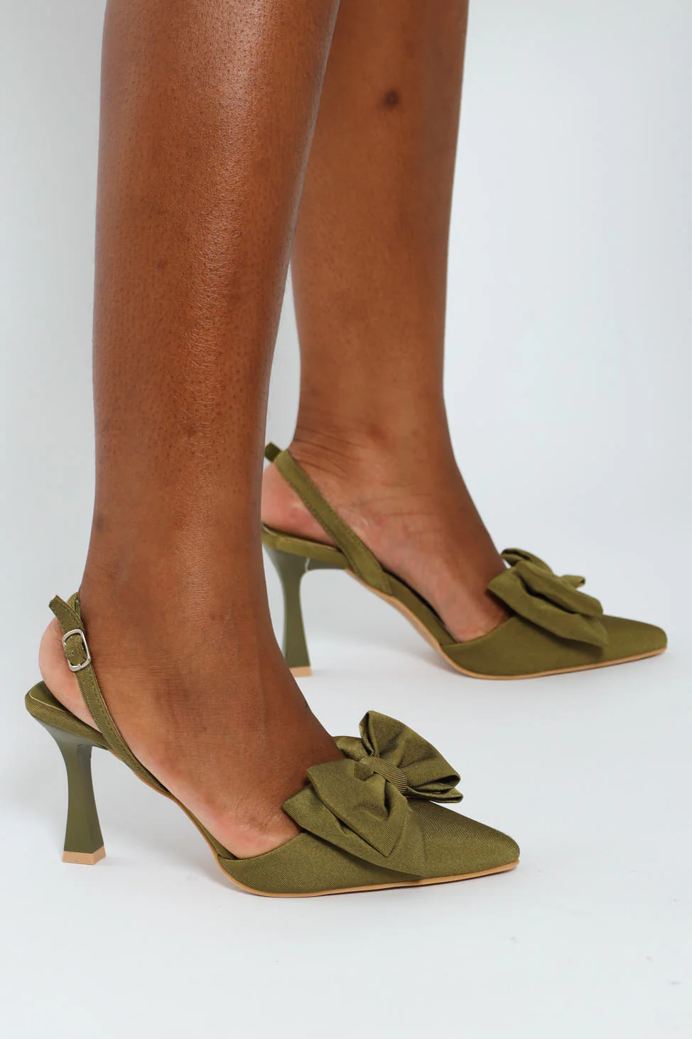 Hi Shaped Pointy Slingback Court Heel With Bow - Fatigue