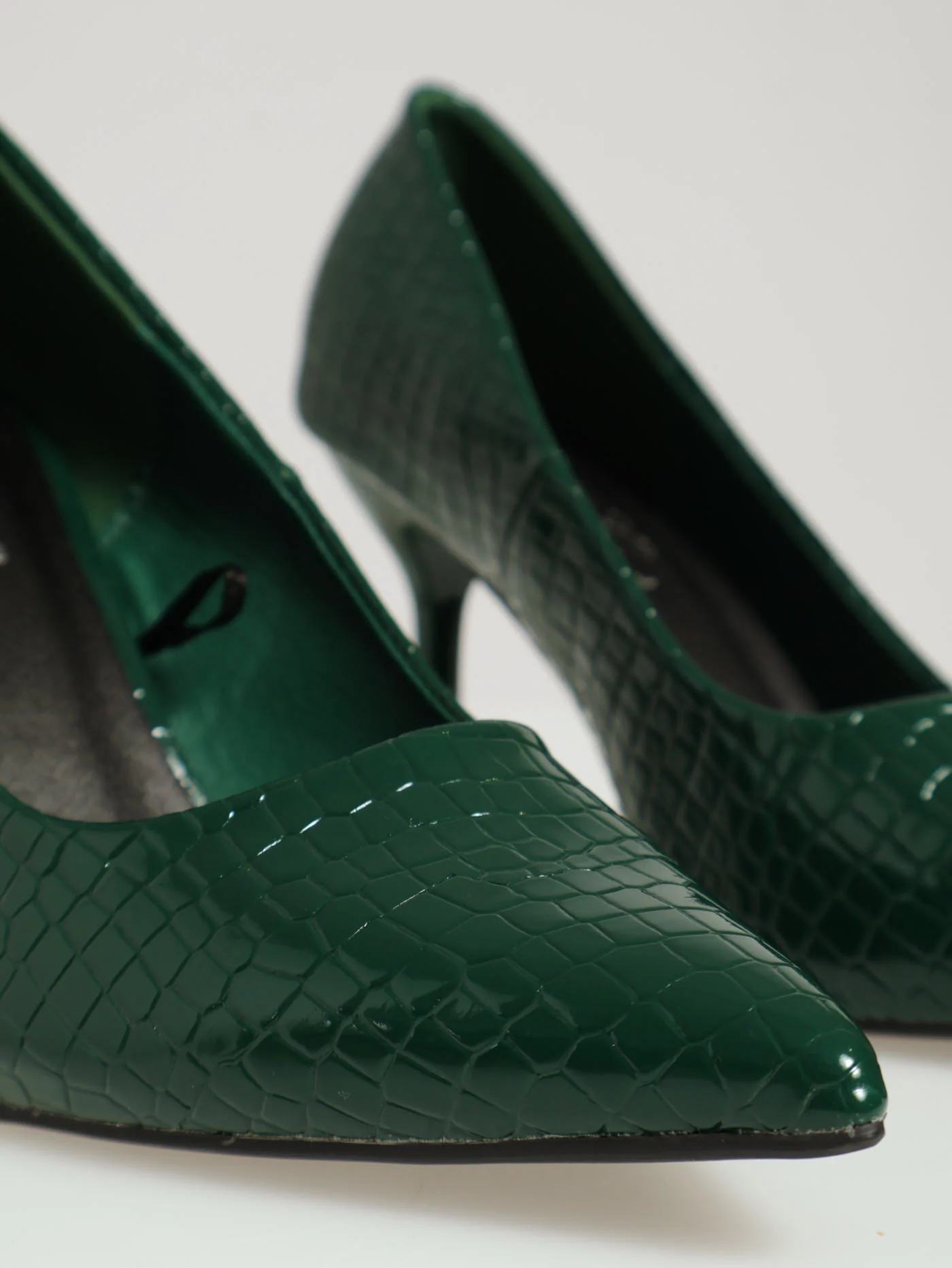 Hi Shaped Stiletto Classic Full Court Heel - Emerald - Image 5