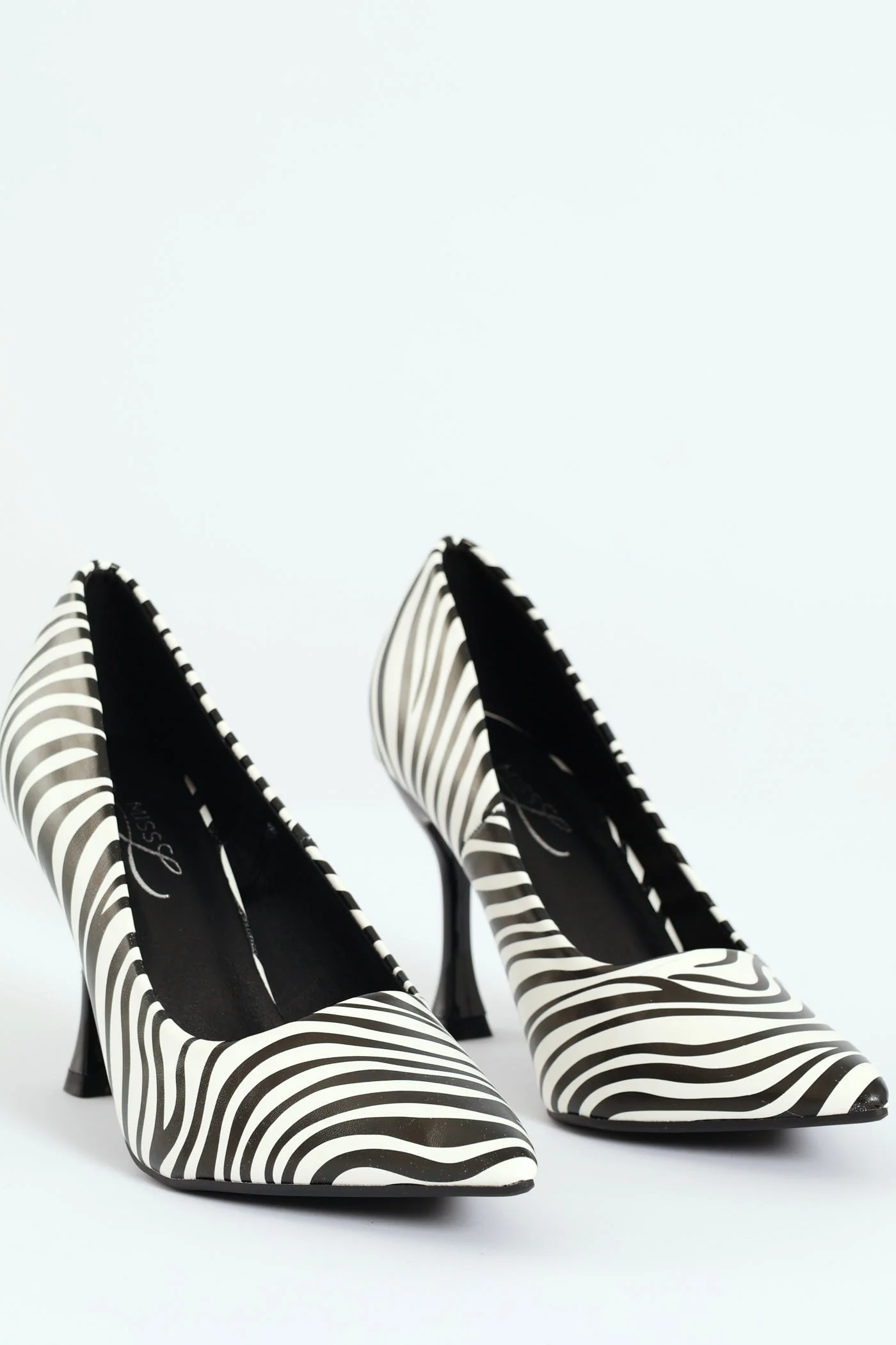 Hi Shaped Stiletto Classic Full Court Zebra Print - Animal