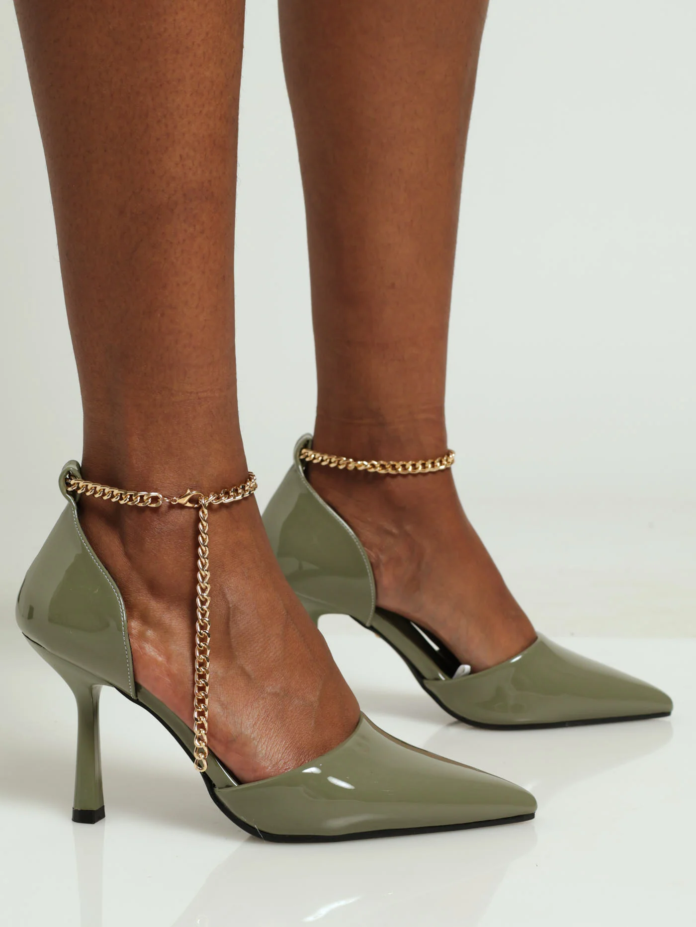 Stiletto Pointed Court Heel With Gold Chain Ankle - Fatigue - Image 2