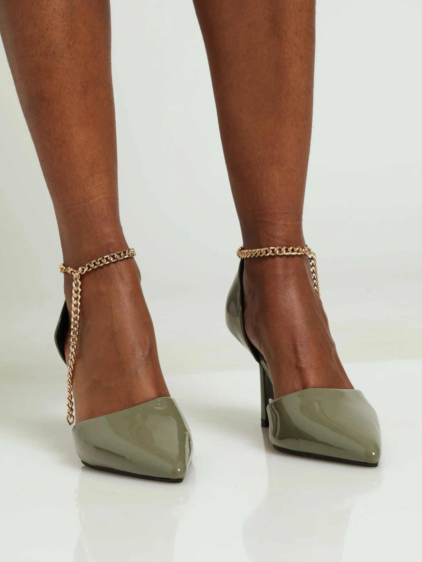 Stiletto Pointed Court Heel With Gold Chain Ankle - Fatigue - Image 5
