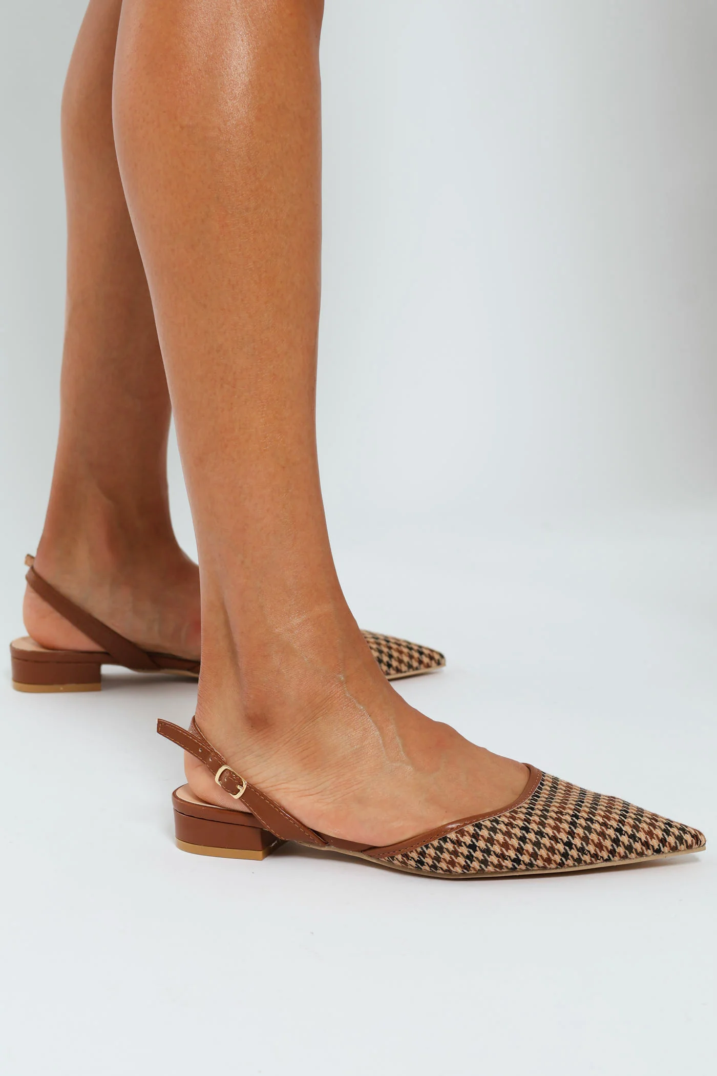 Houndstooth Pointy Slingback Pump - Tan