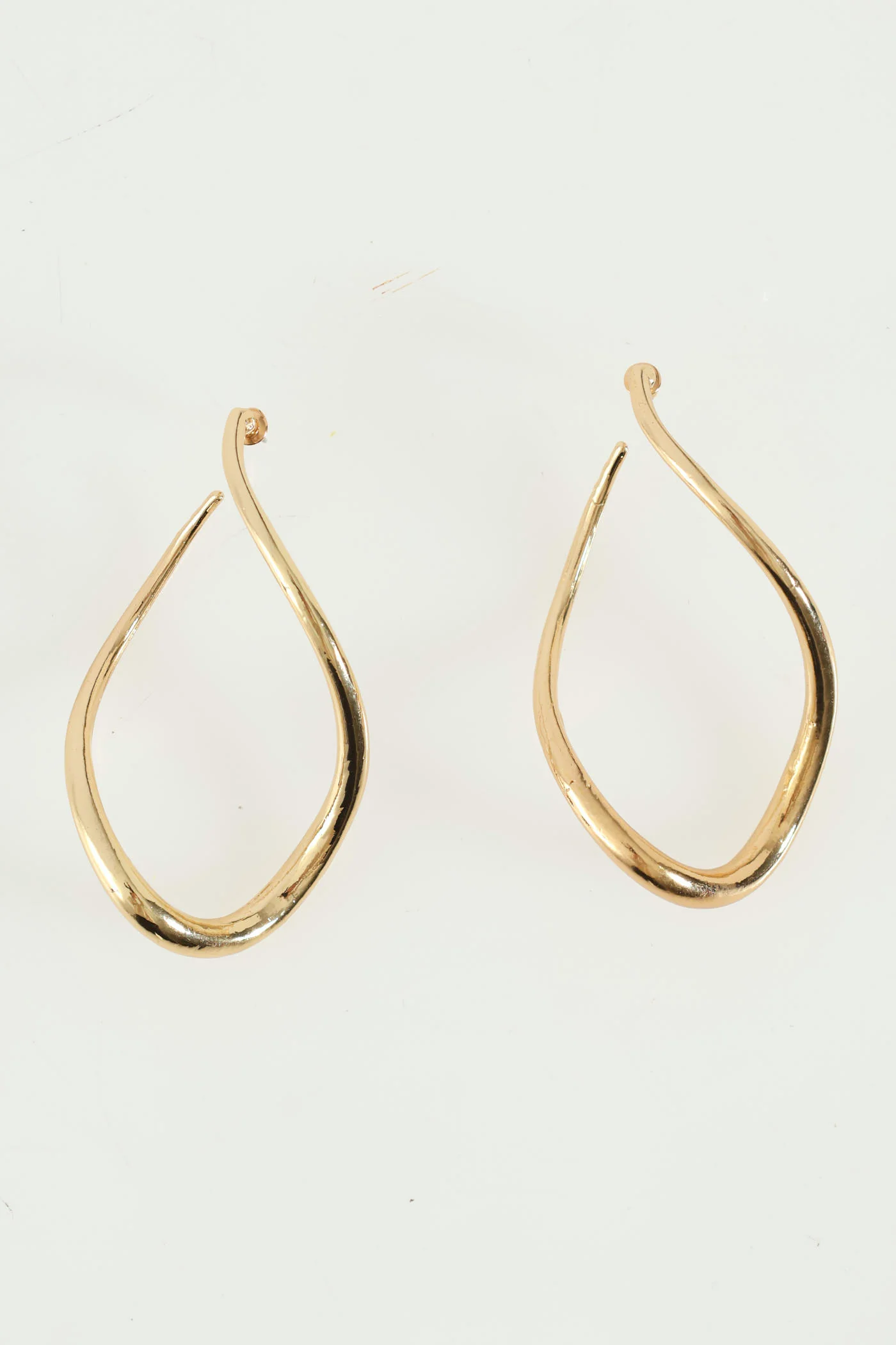 Irregular Oval Hoop Earring - Gold