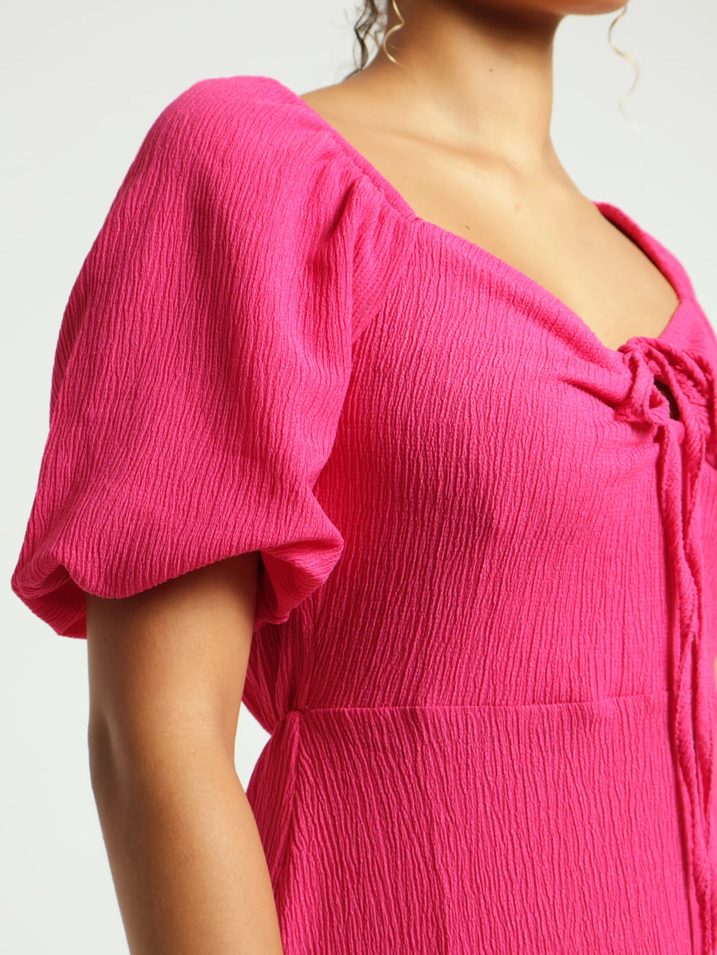 Keyhole Front Puff Sleeve Dress - Image 4