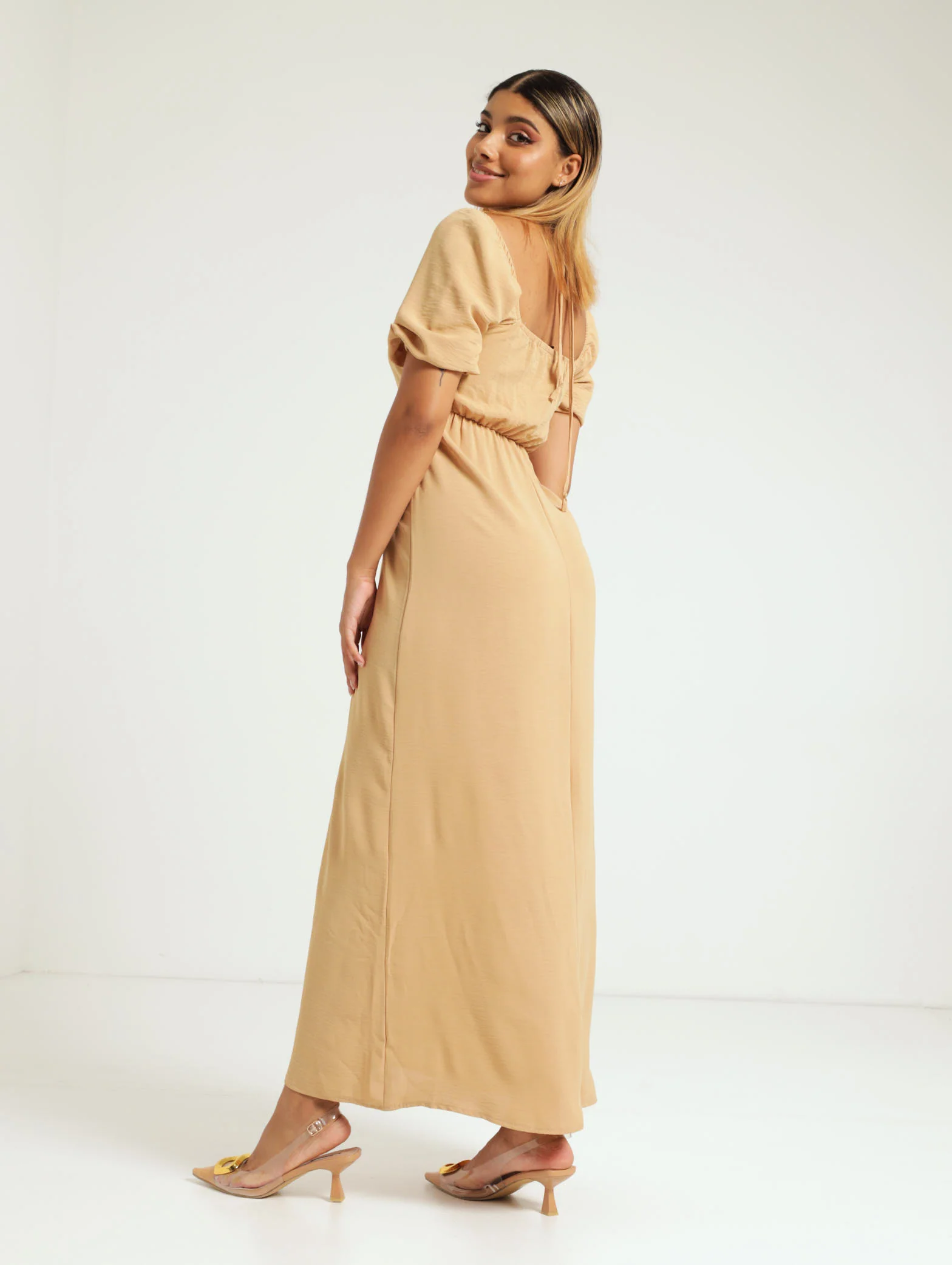 Keyhole Front Puff Sleeve Dress - Image 2