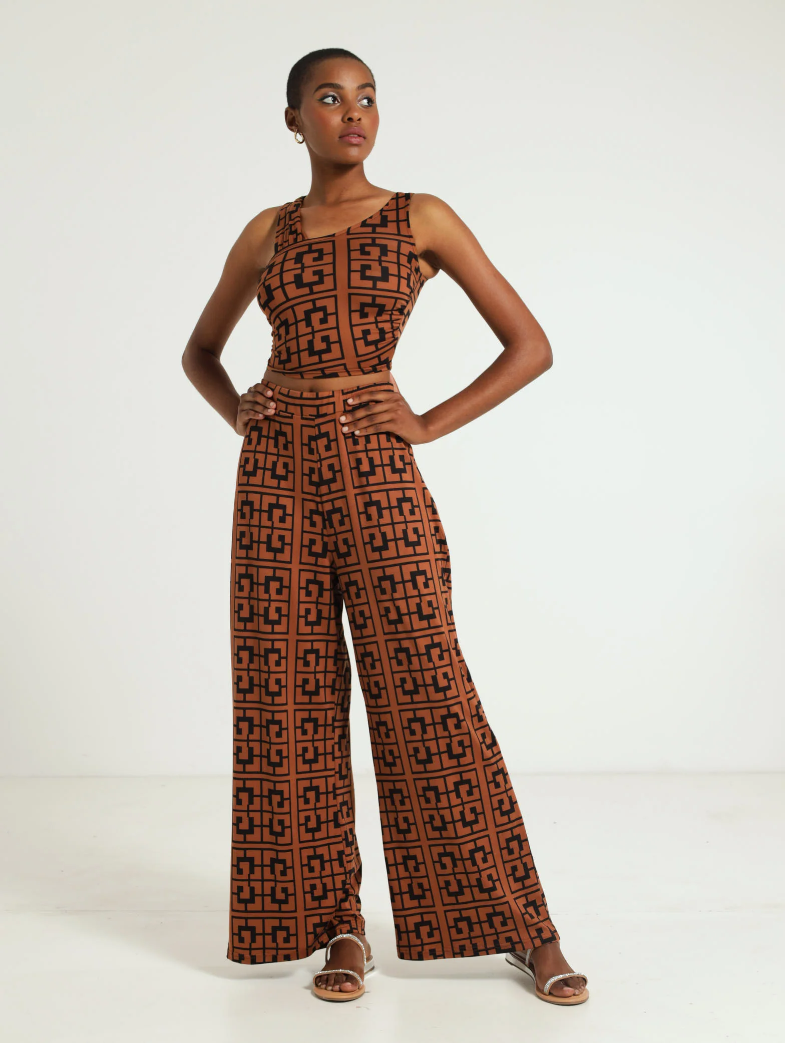 Knit Geo Ruched Detail Top - Black/Brown - Image 4