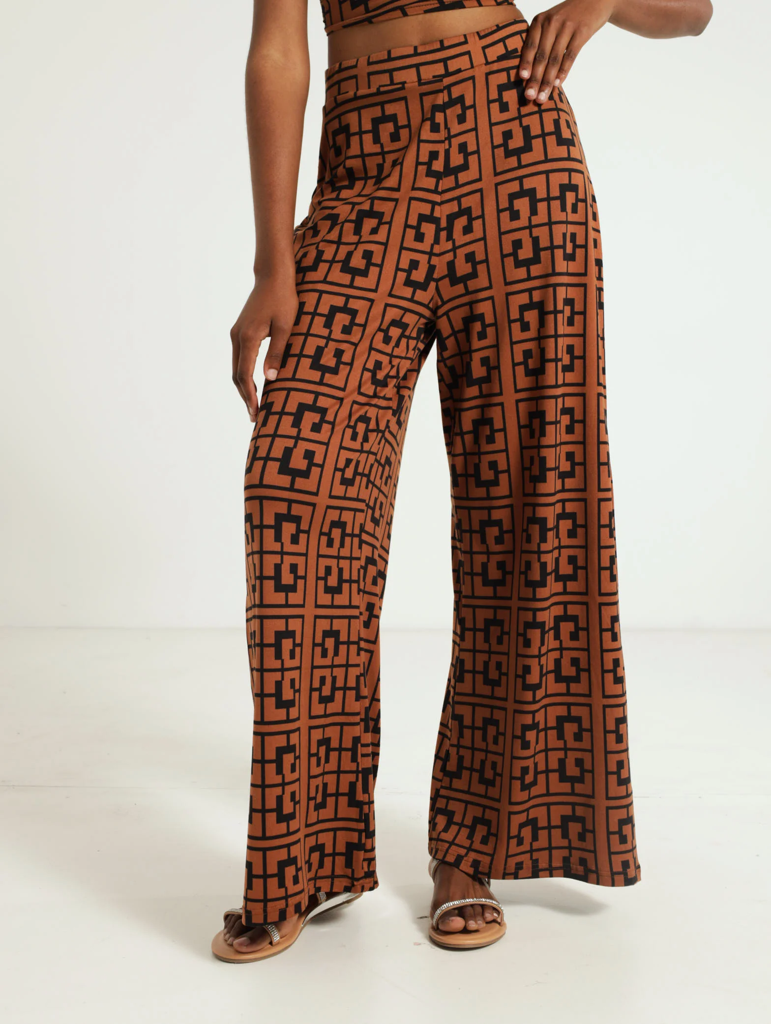 Knit Geo Wideleg Pants - Image 2