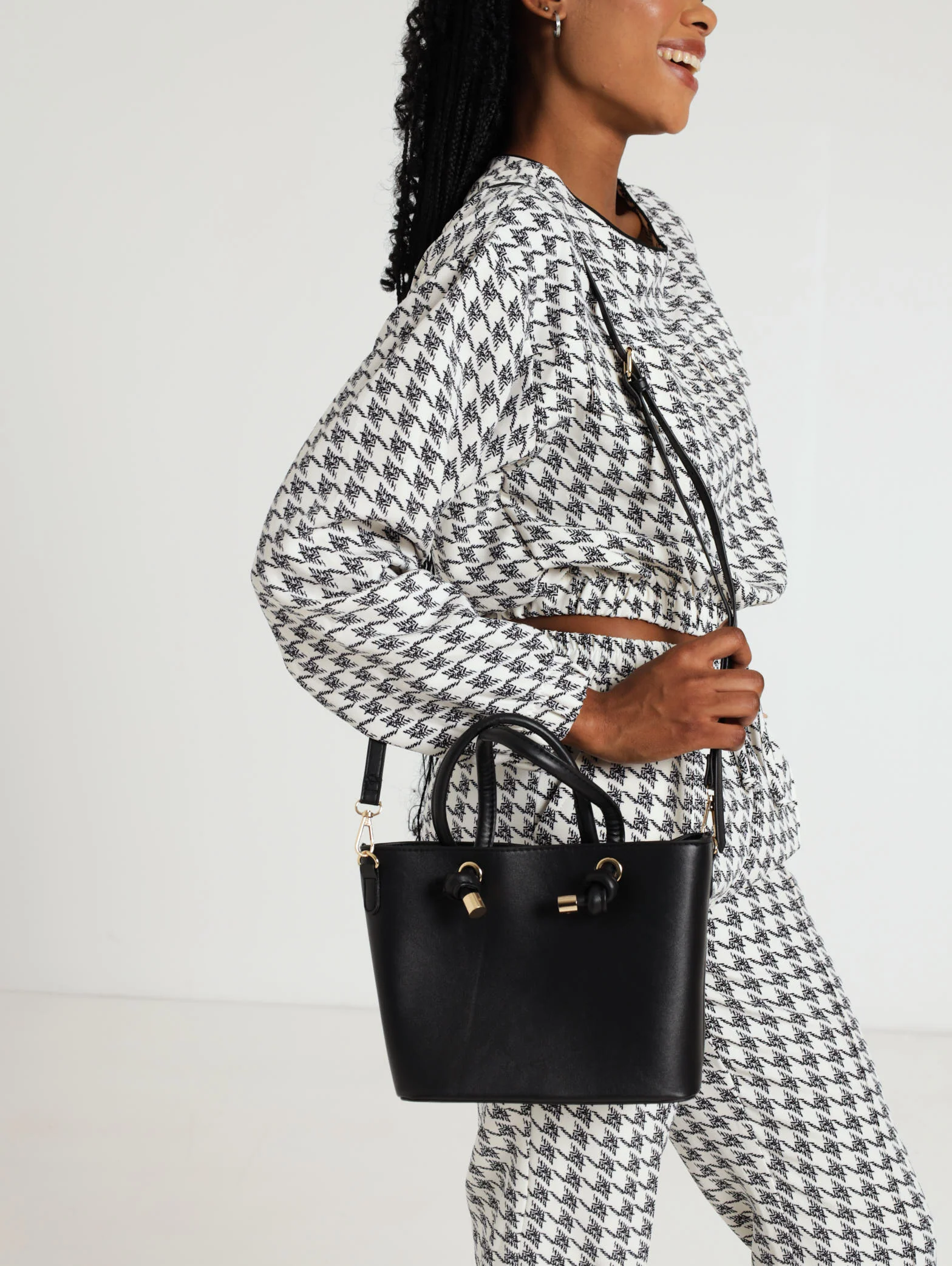 Knotted Front Handle Tote Bag - Image 2
