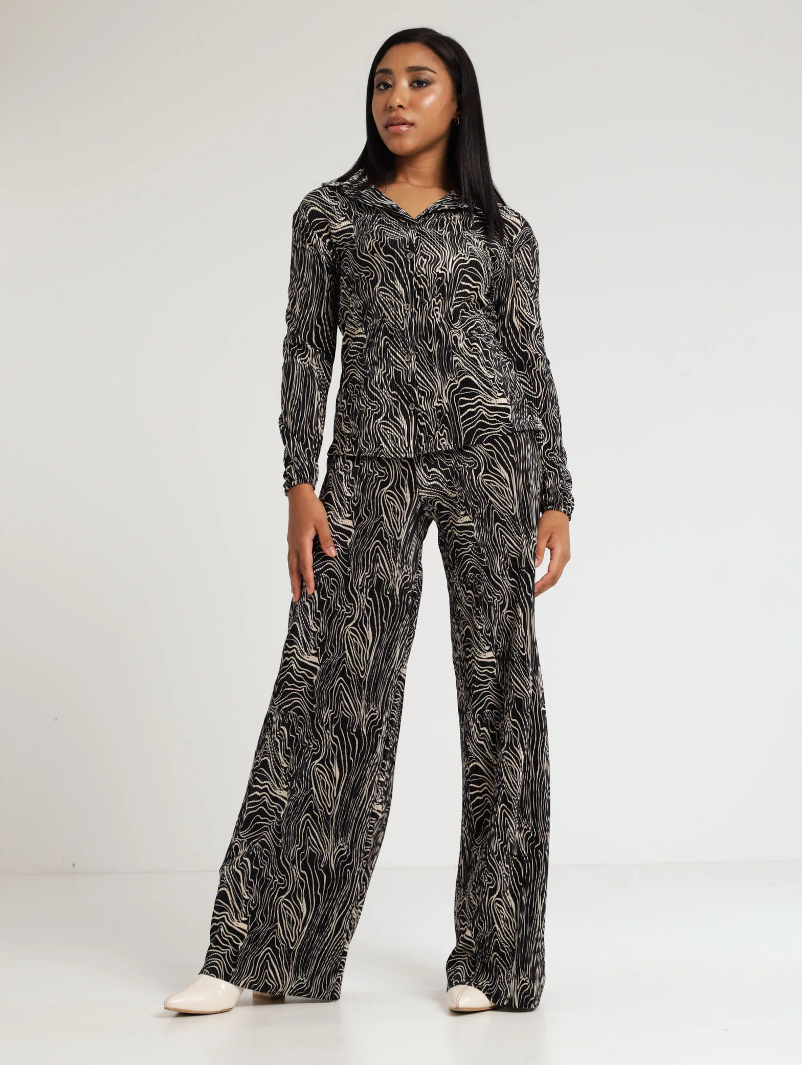 Bodre Swirl Print Pants - Black/White - Image 2