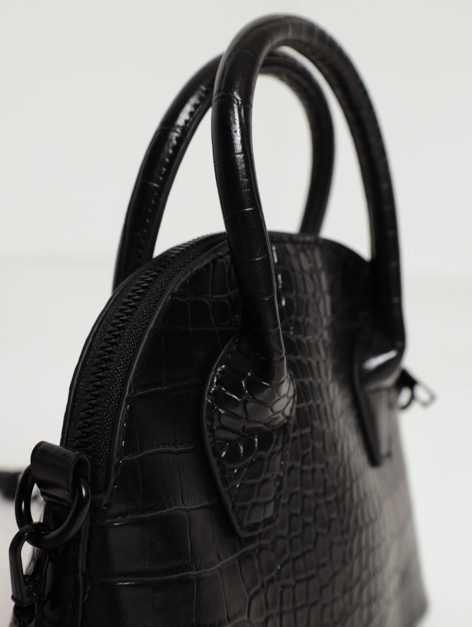 Bowler Pouch Satchel Bag - Black - Image 4