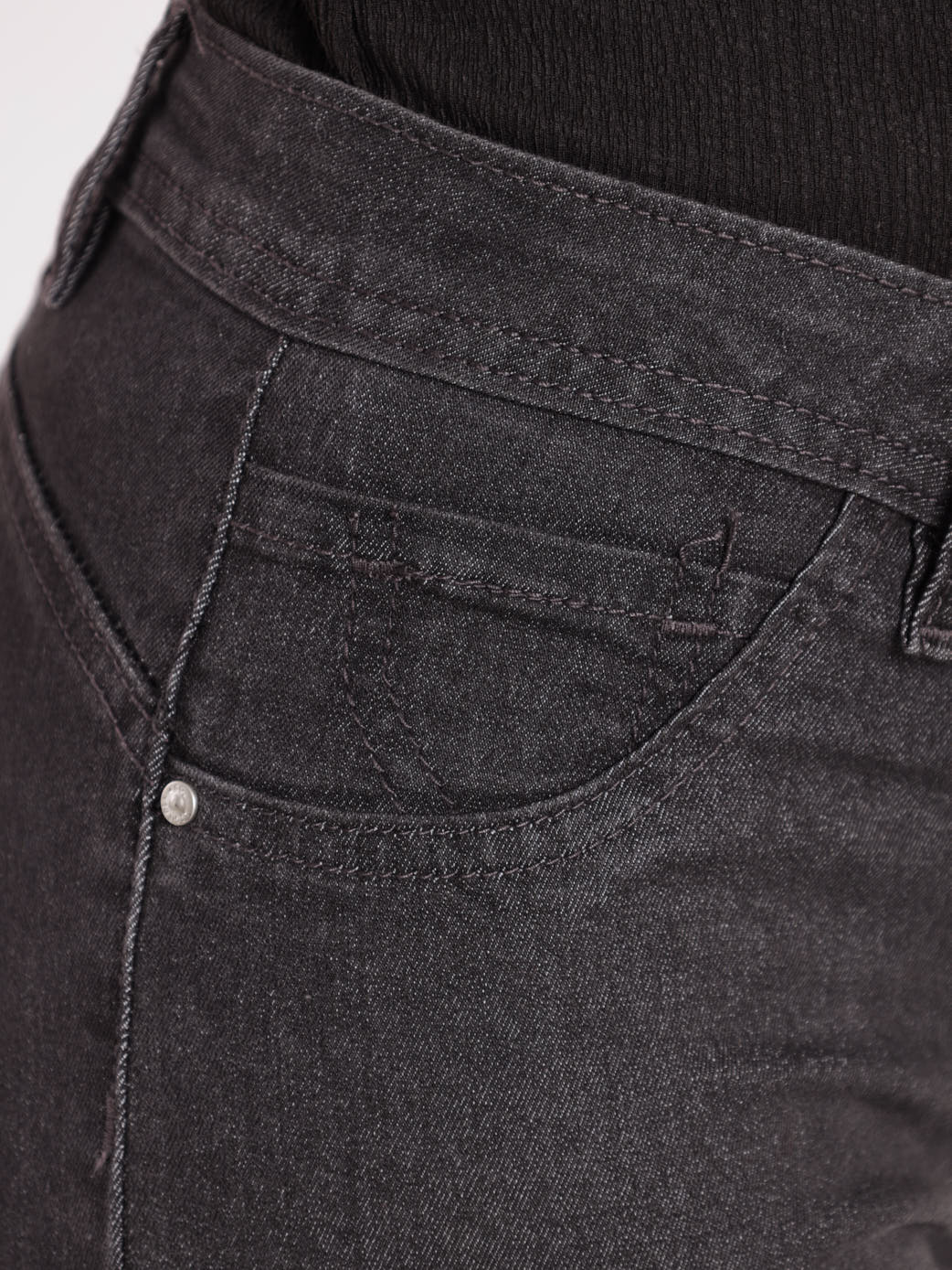 Regular Rise Push-Up Jean - Charcoal Grey - Image 4