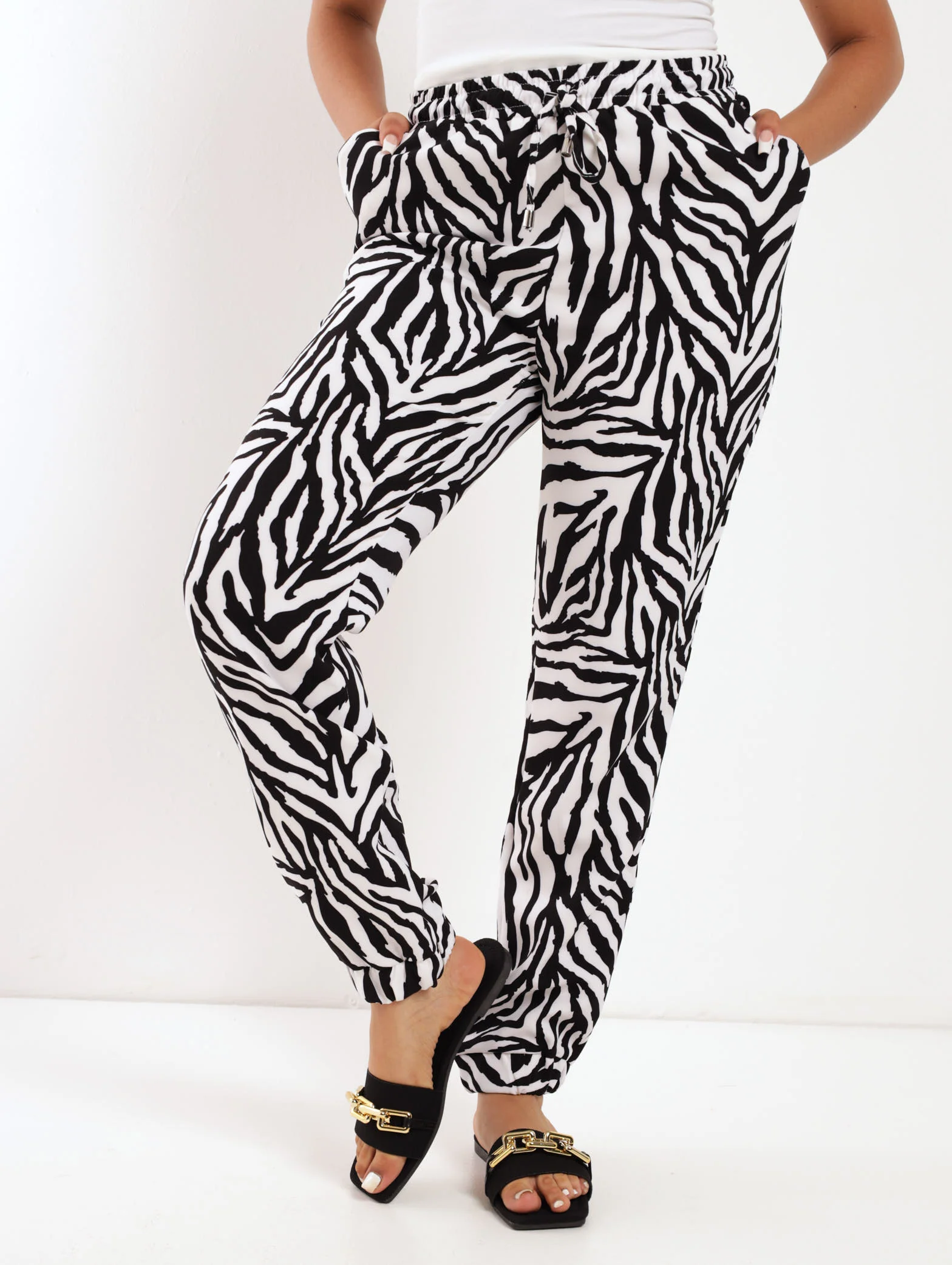 Drawcord Zebra Jogger - White/Black - Image 2
