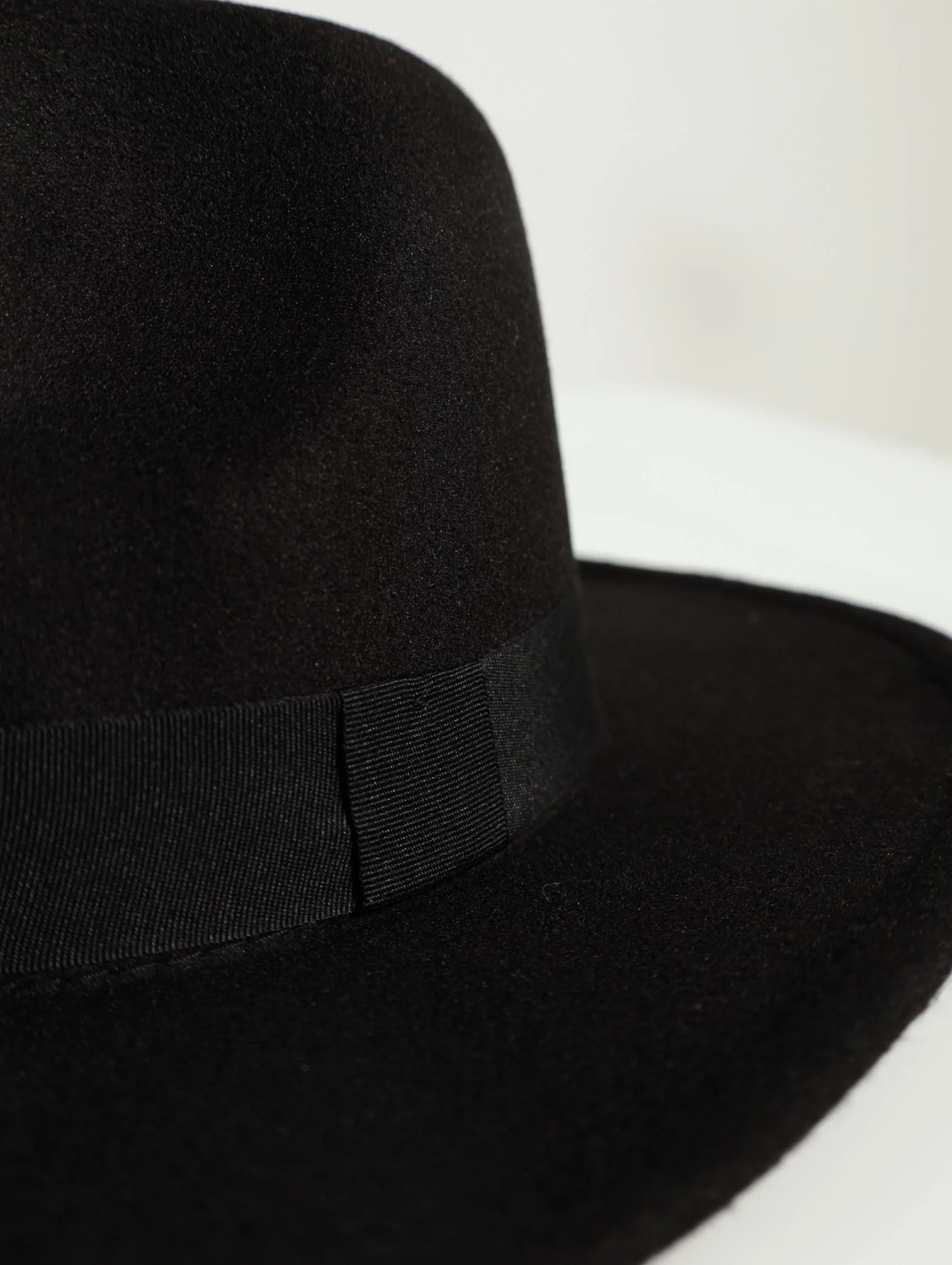 Felt Fedora Hat - Black - Image 2