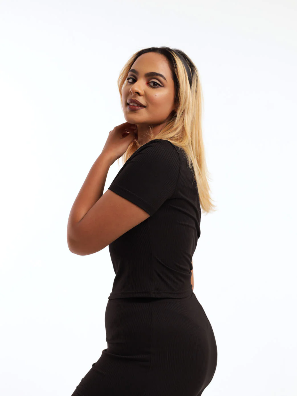 Fitted Rib Tee - Black - Image 3